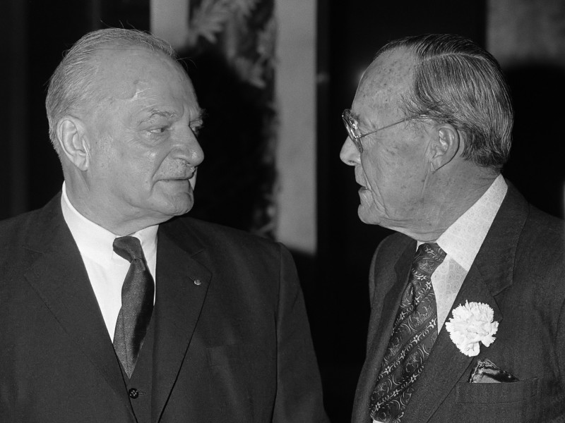 Paul Delouvrier en Prins Bernhard (1985)