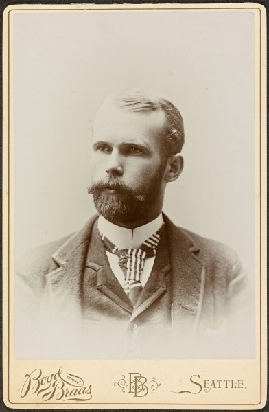 Portrett av fotograf Anders Beer Wilse (1865-1949), 1892 - Portrait of photographer Anders Beer Wilse (1865-1949), 1892 (24173735419)