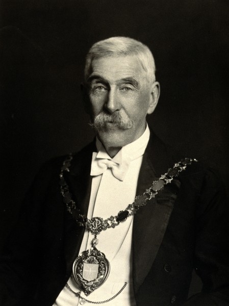 Sir Leonard Rogers. Photograph by J. Russell & Sons. Wellcome V0027752