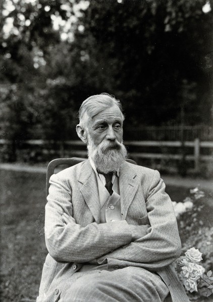 Sir Michael Foster. Photograph by L. Cobbett, about 1905. Wellcome V0028705
