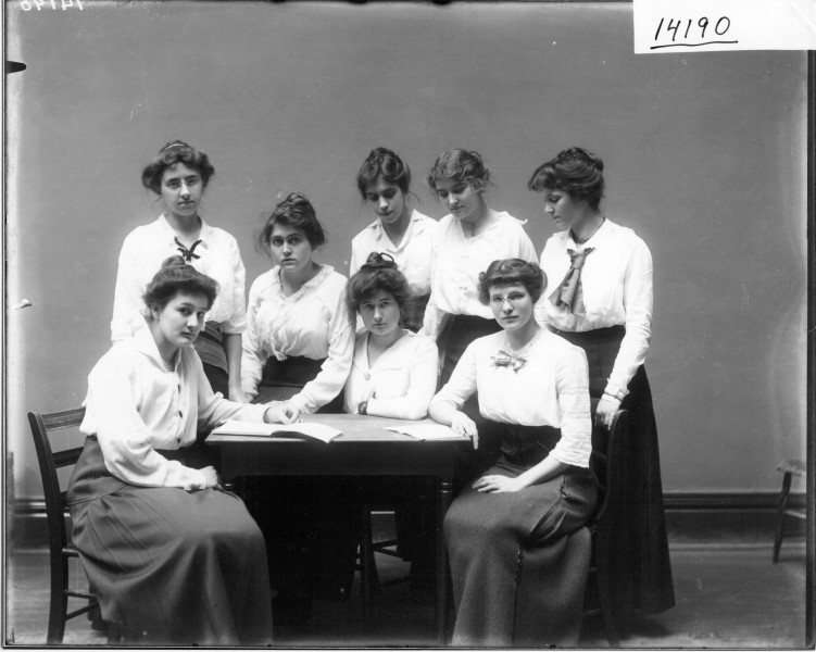 Western College Oxford Board 1914 (3190696203)