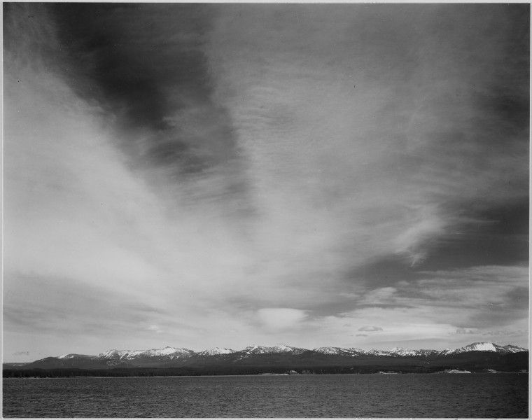 Wider strip of mountains, 