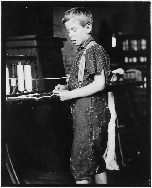 Youngster making bands, cotton mill. Clarence Noel, 11 years old. North Pownal, Vt. - NARA - 523248