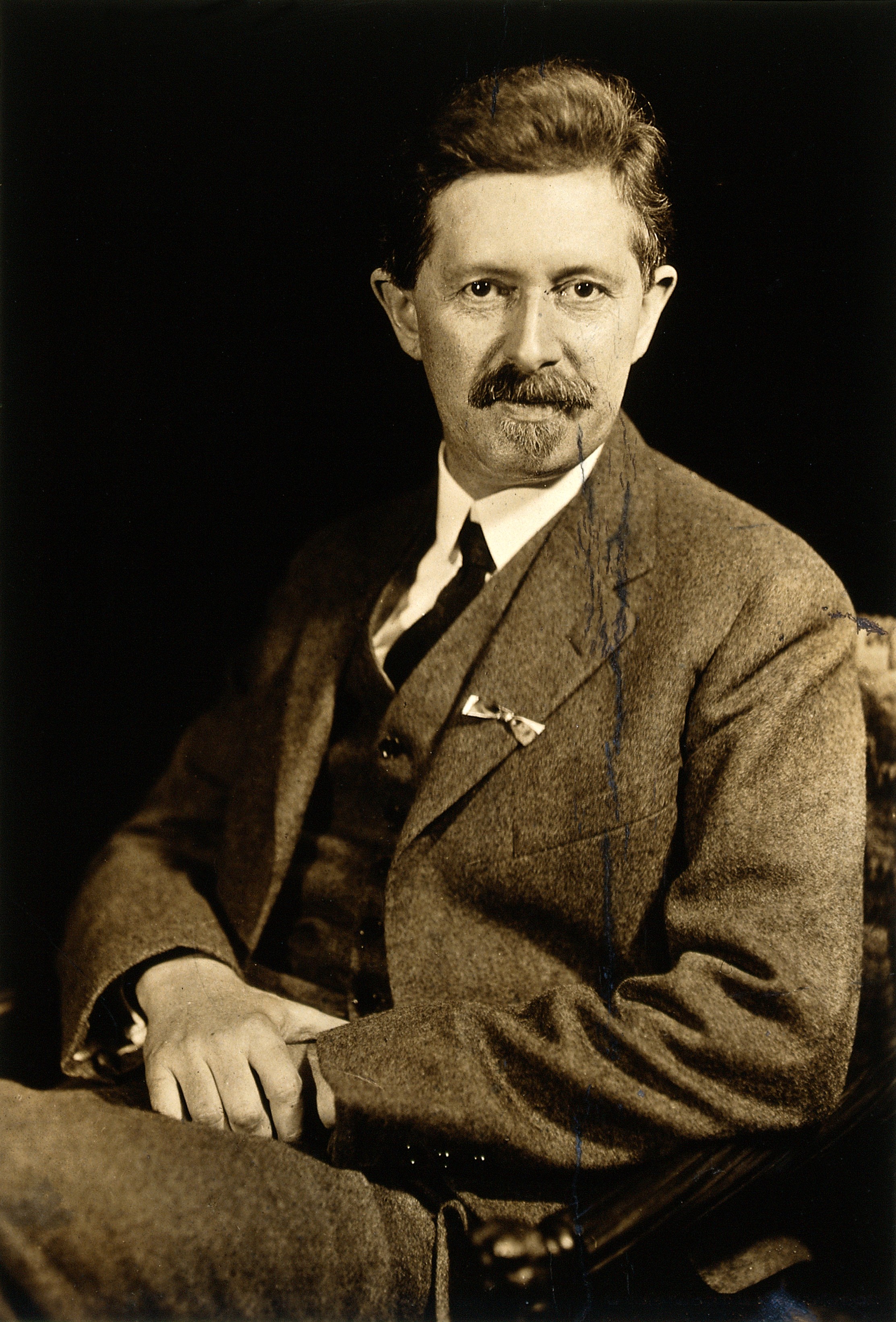 Samuel Taylor Darling. Photograph. Wellcome V0026264