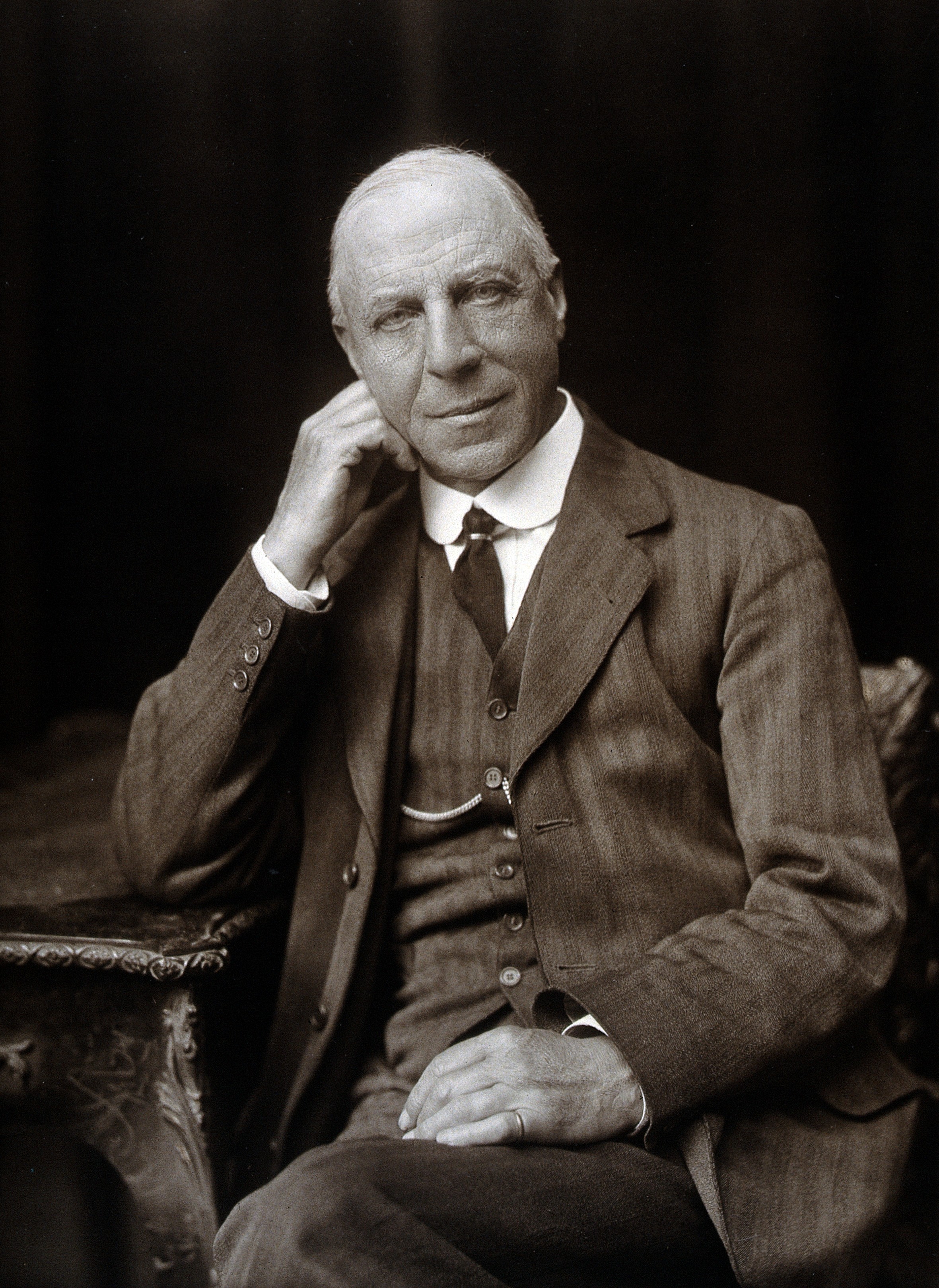 Sir Edward Albert Sharpey-Schafer. Photograph by J. Russell Wellcome V0027157