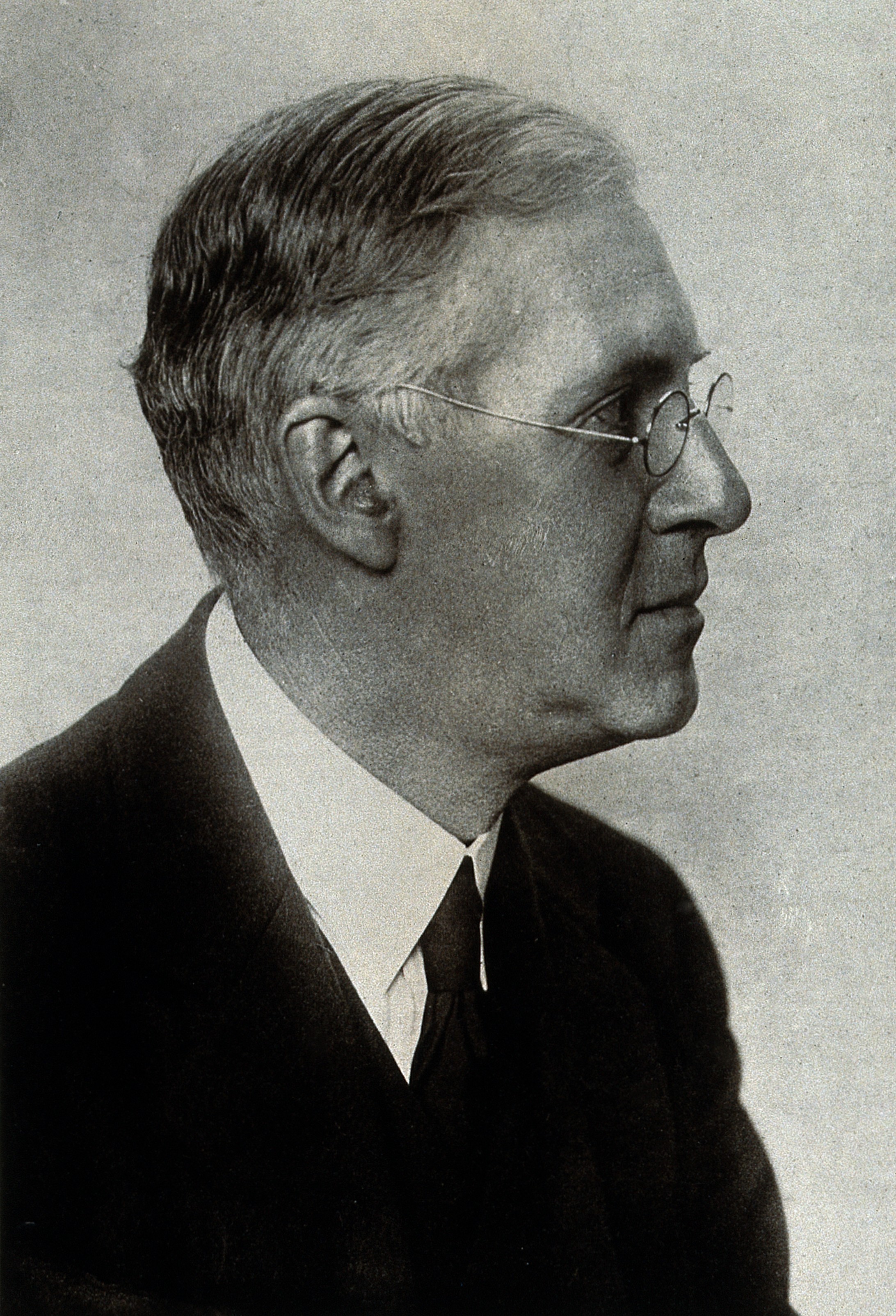 Sir Henry Hallett Dale. Photograph. Wellcome V0027820