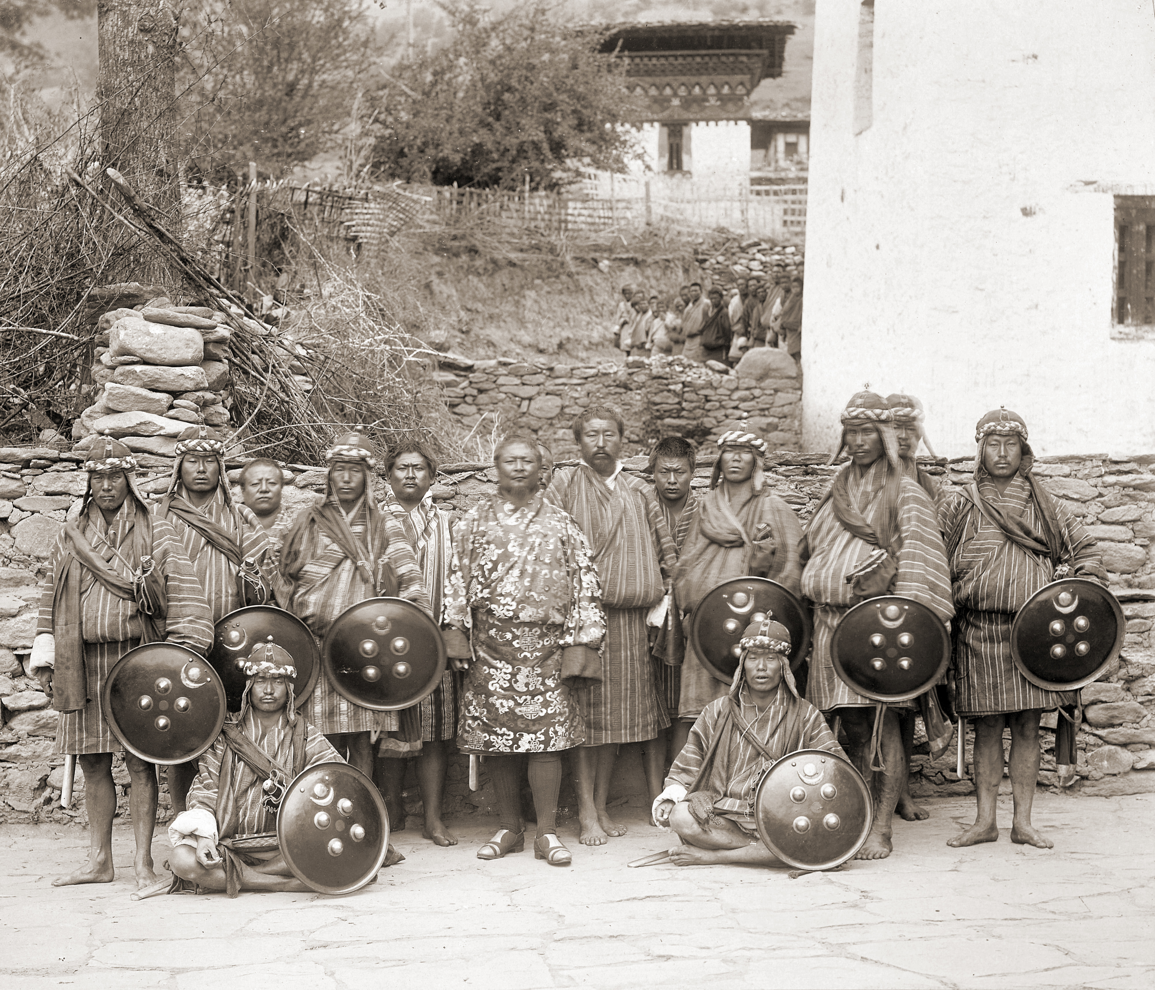 Sir Ugyen Wangchuck, with his bodyguards, Tongsa Dzong in Bhutan, 1905