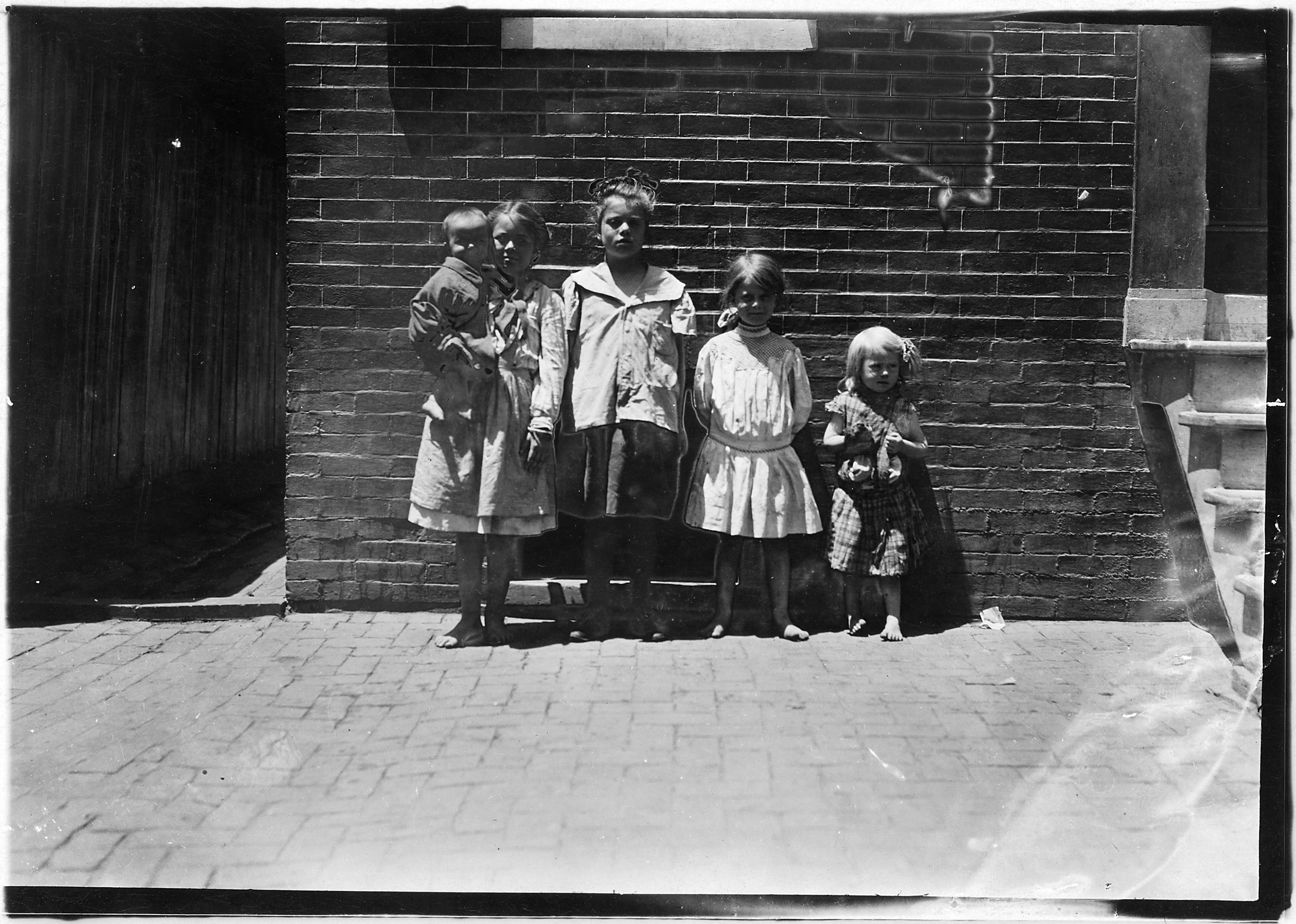 The children of John Meiskell - NARA - 523203