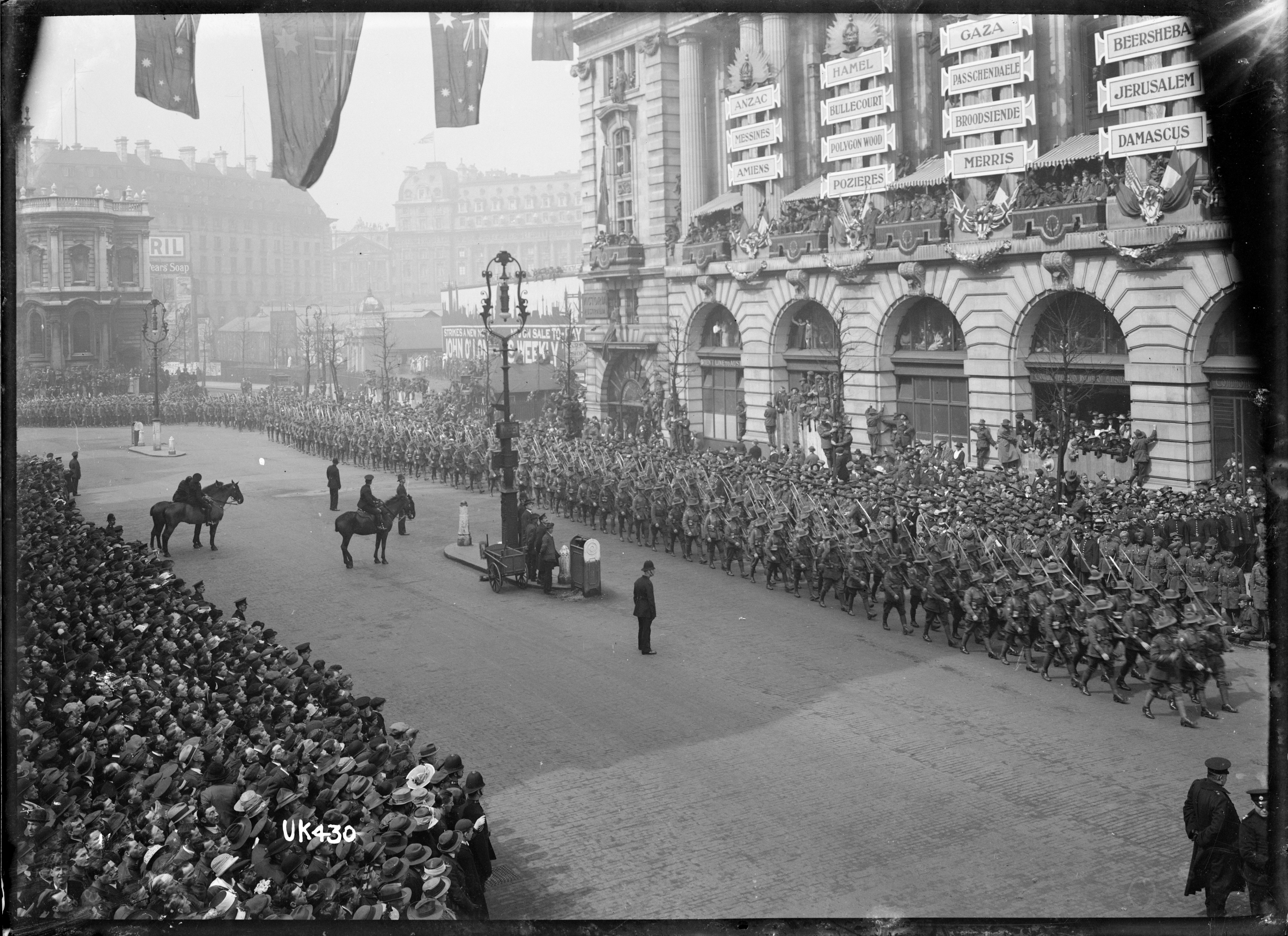Australian troops in a march past, London, after World War I, 1919 (3056447621)