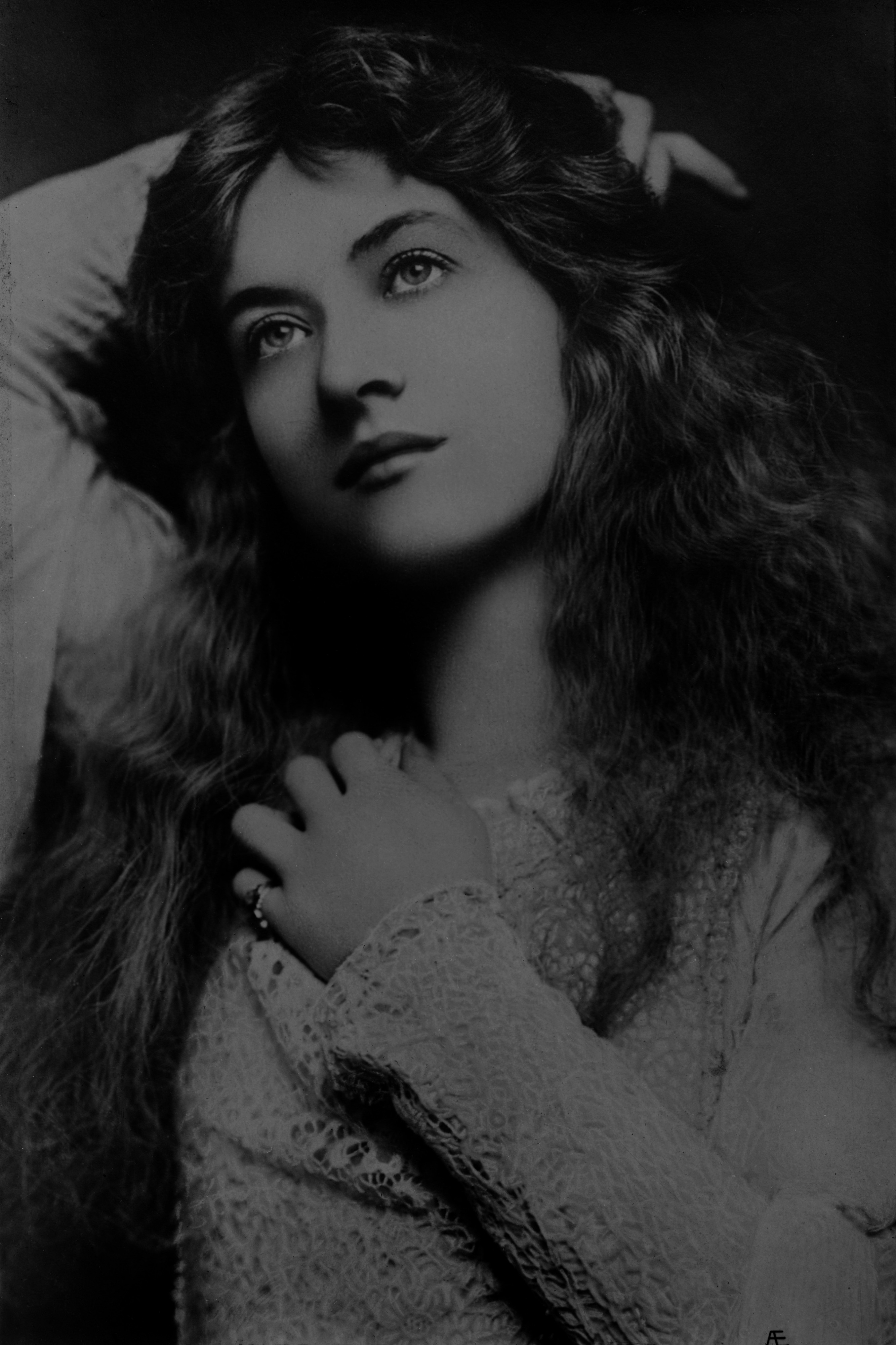 Maude Fealy by Lizzie Caswall Smith, ca. 1901