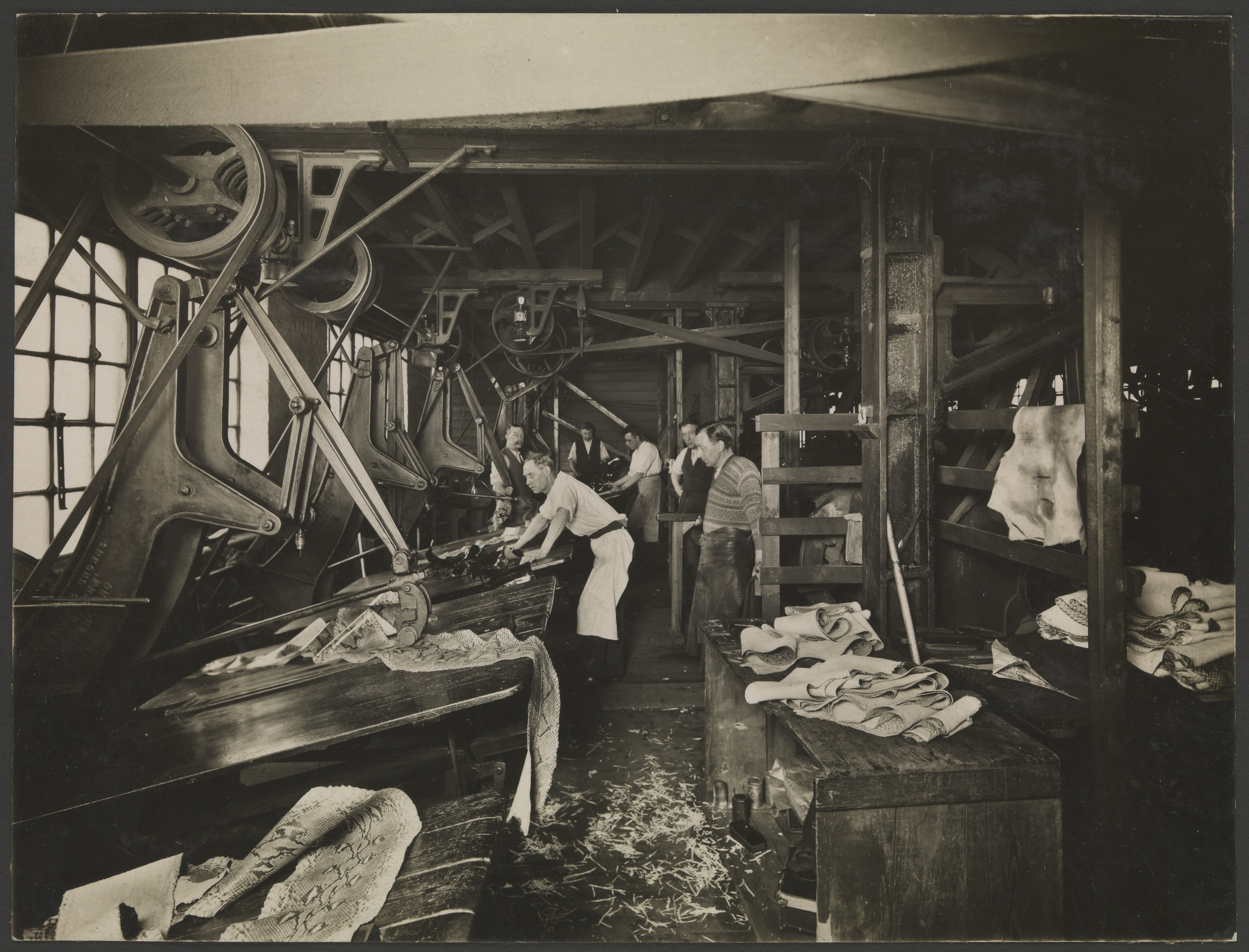 Leather Mills Wellcome L0070014