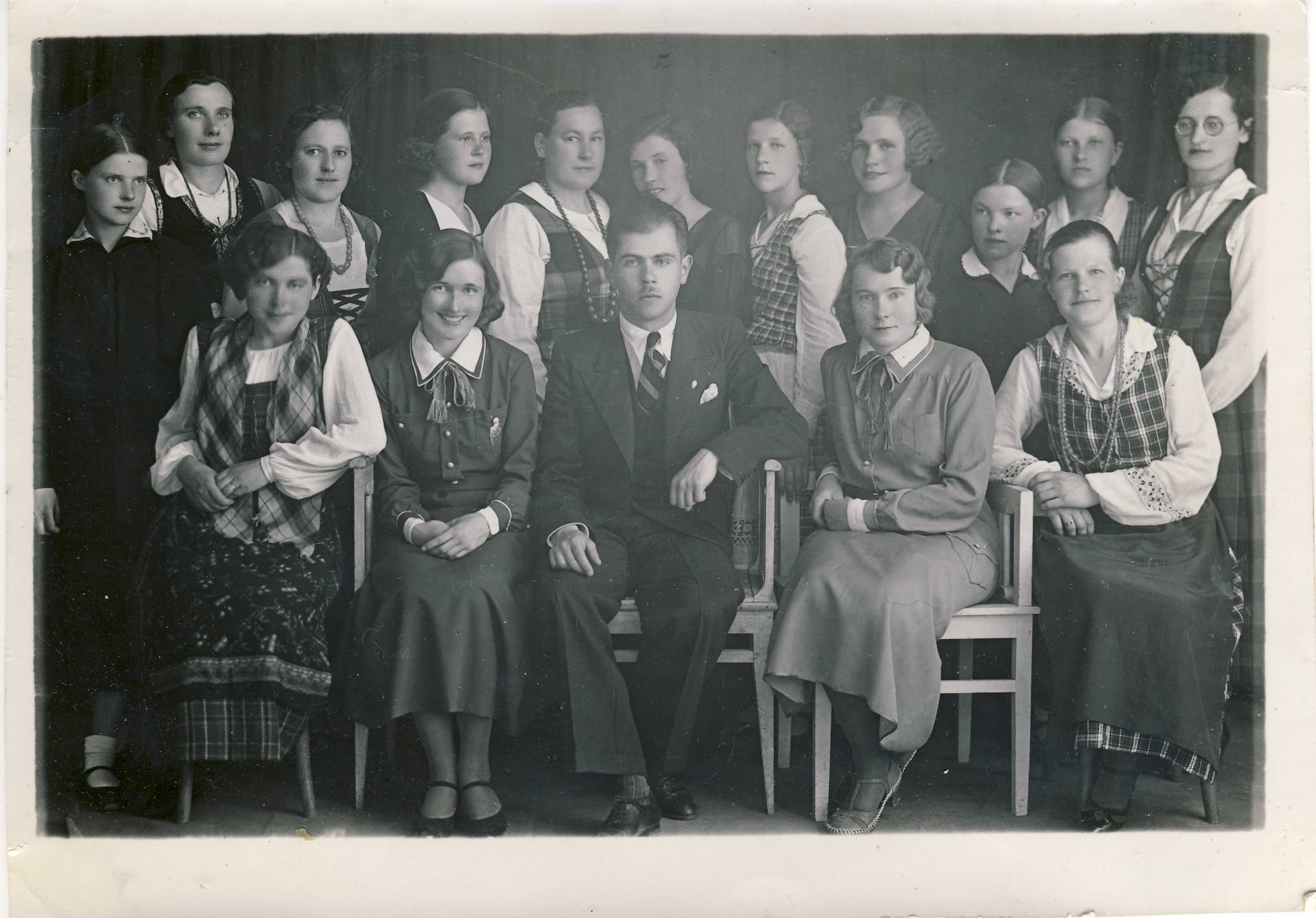 Zagares sauliu moteru choras 1934m