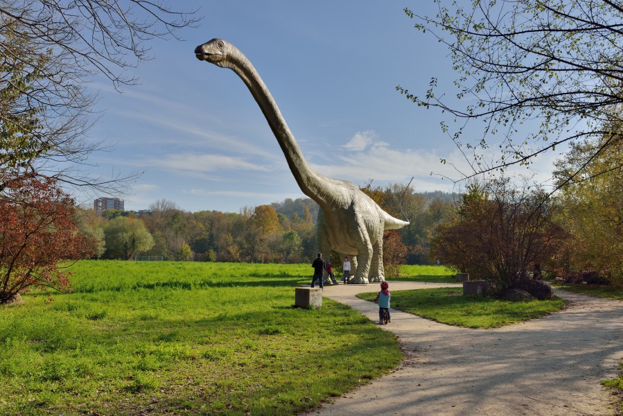 Münchenstein - Grün80-Park - Seismosaurus1