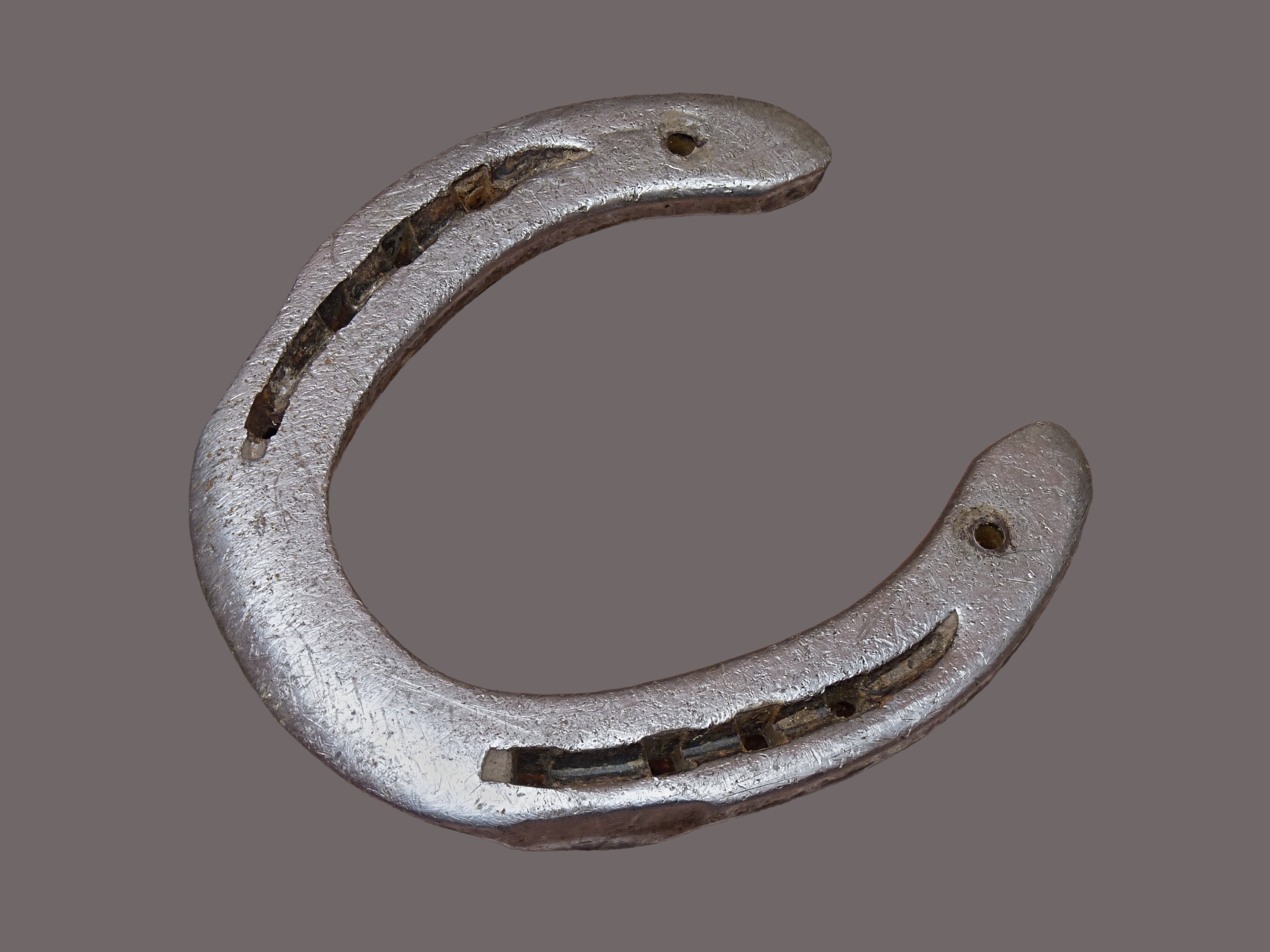 Used horseshoe (outside) J2