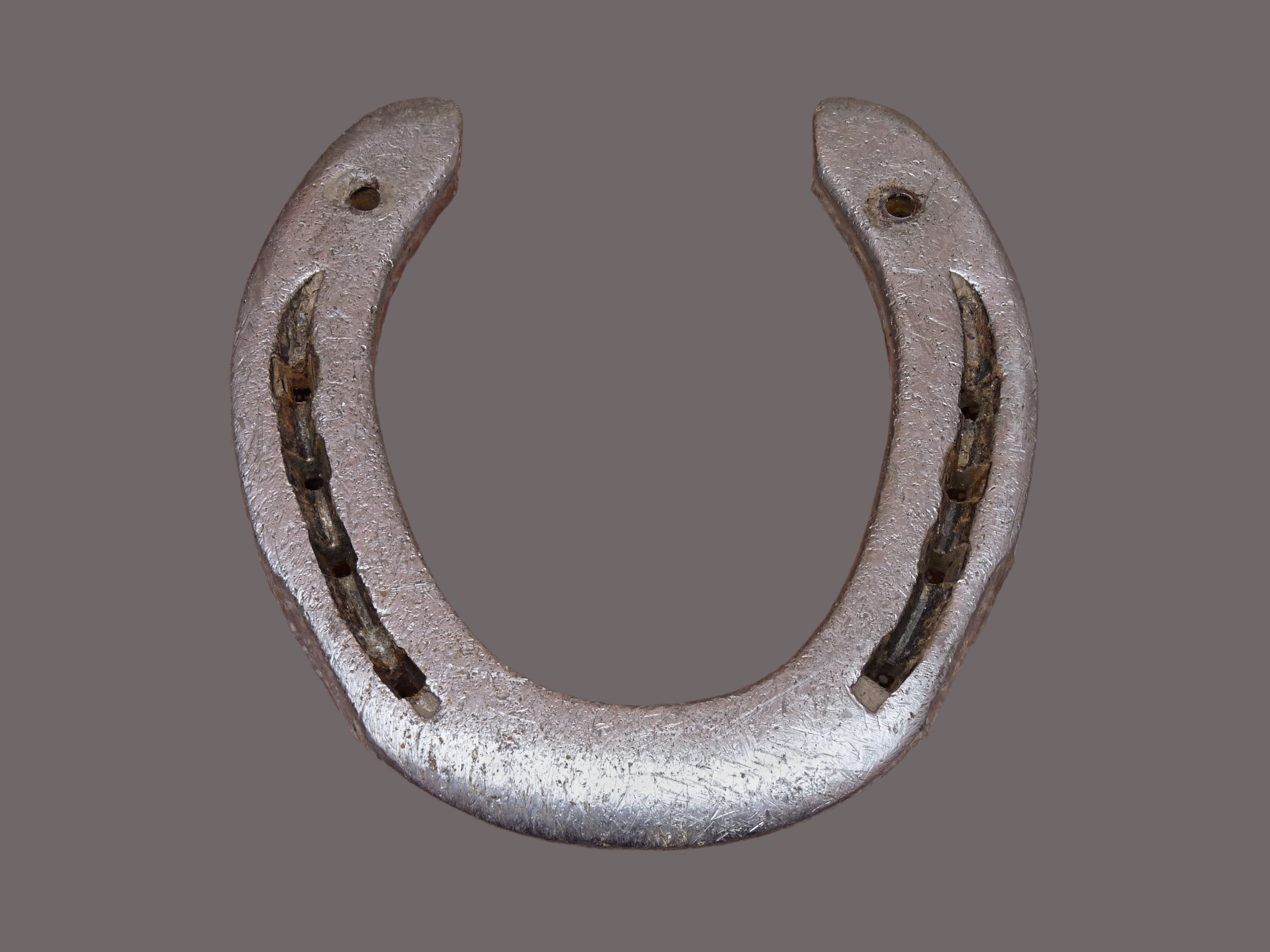 Used horseshoe (outside) J3