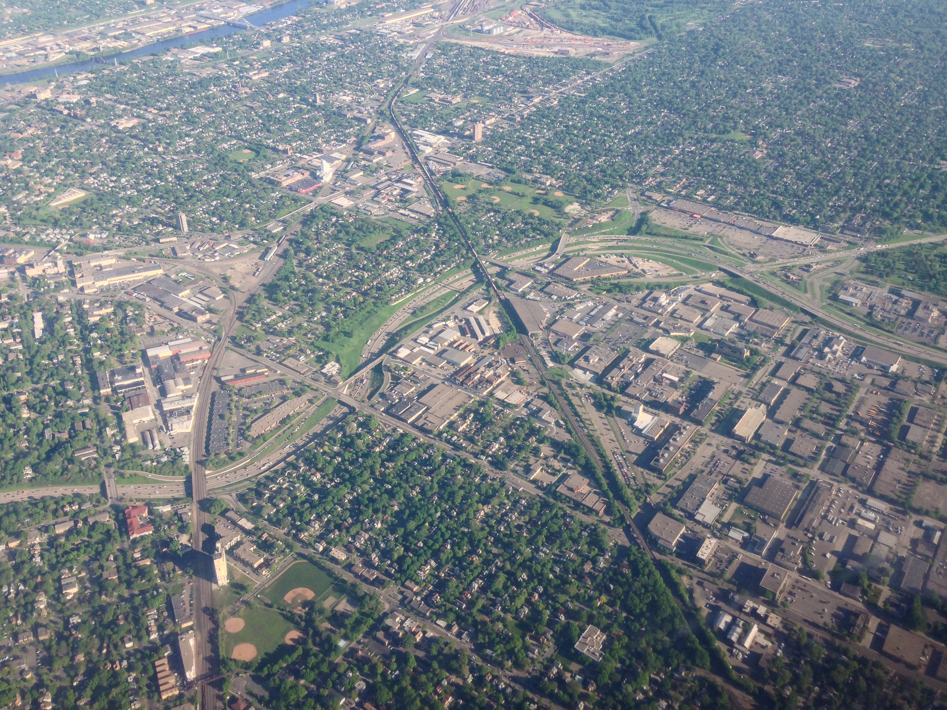 Aerial Minneapolis (17403724142)