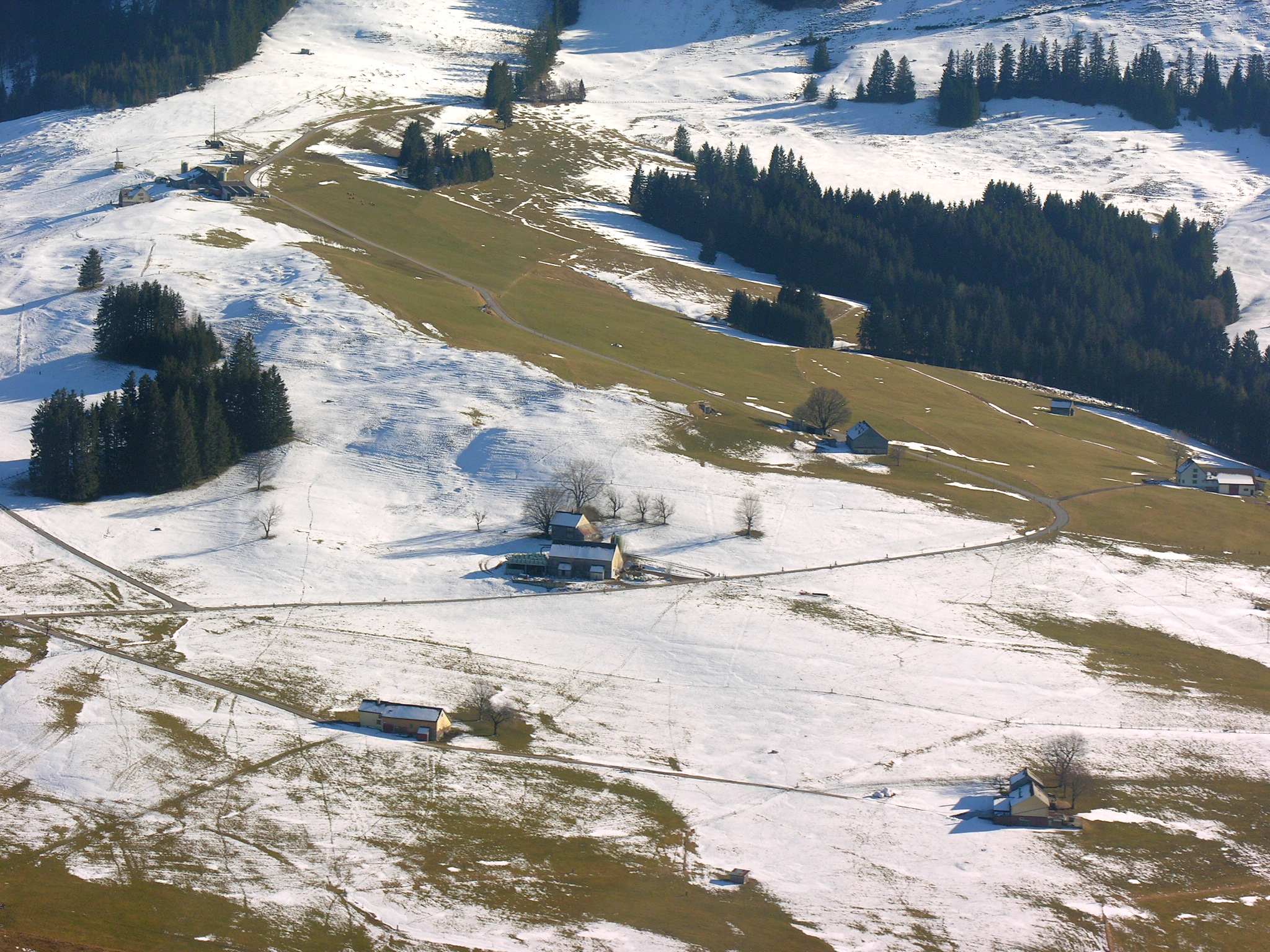 Aerial View of Farm Building near Appenzell 14.02.2008 14-45-06