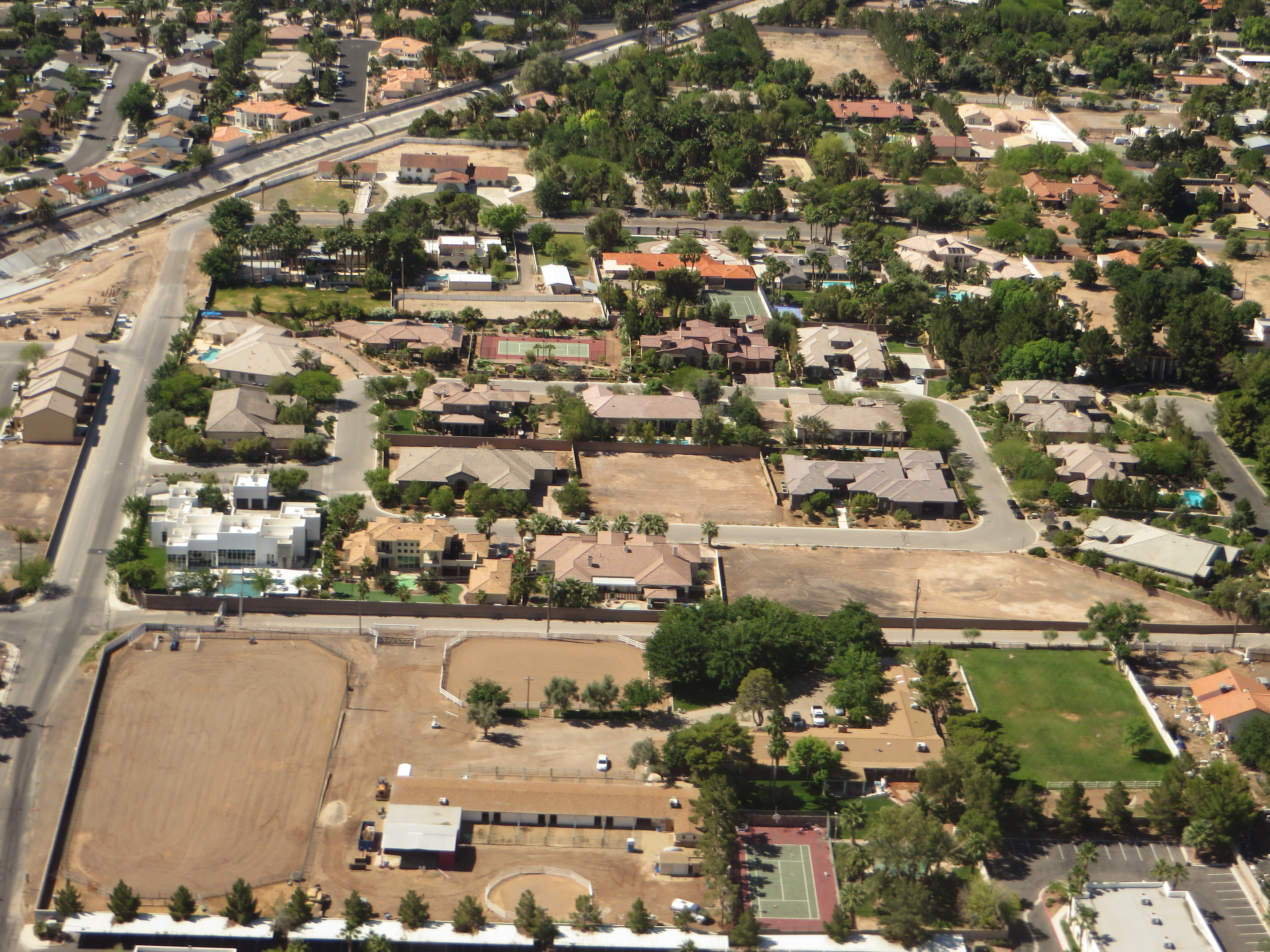 Henderson, Nevada (18010363459)