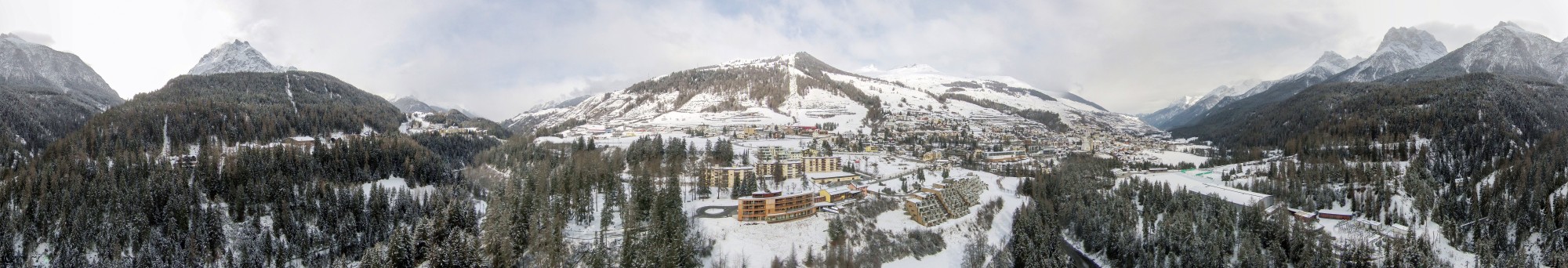 2015-02-25 10-40-44 - Switzerland Kanton Graubünden Scuol QC 360°