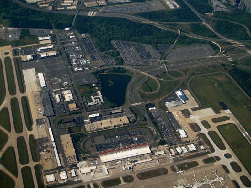 Aerial of Dulles Airport (6046004824)