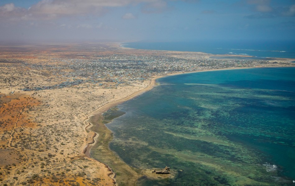 Aerial views of Kismayo 06 (8071381265)