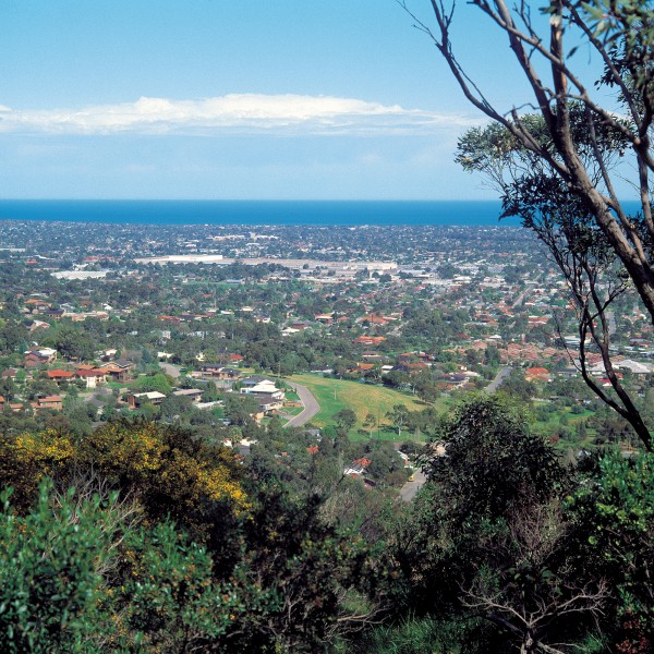 CSIRO ScienceImage 4514 Southern suburbs of Adelaide viewed from the Windy Point Lookout SA 1989
