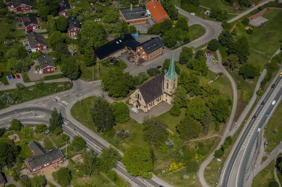 Gustavsbergs kyrka från luften