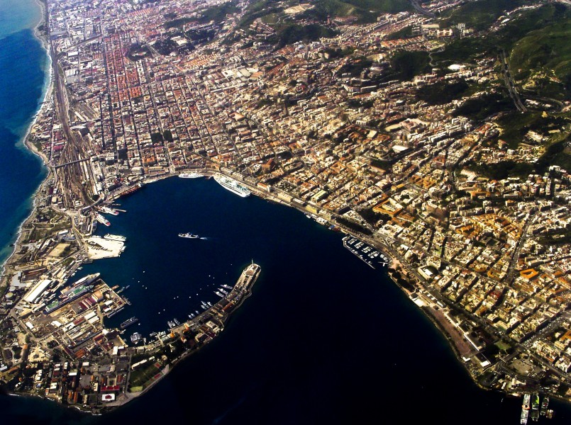 Messina harbour - aerial view