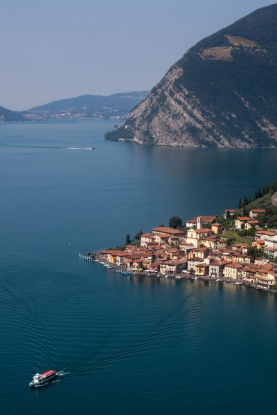 Monte Isola in the middle of lake Iseo (20125256820)