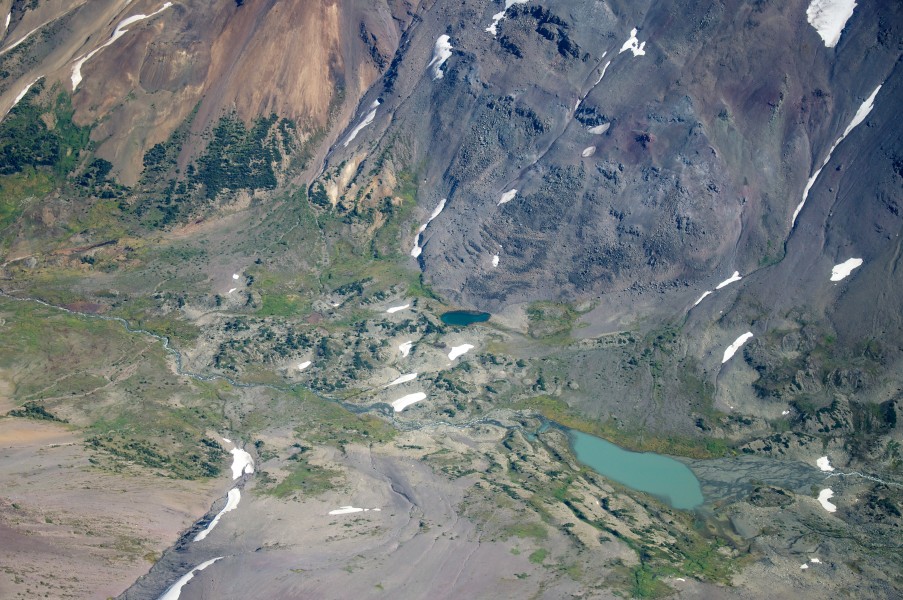 Ts'yl-os Provincial Park aerial 1