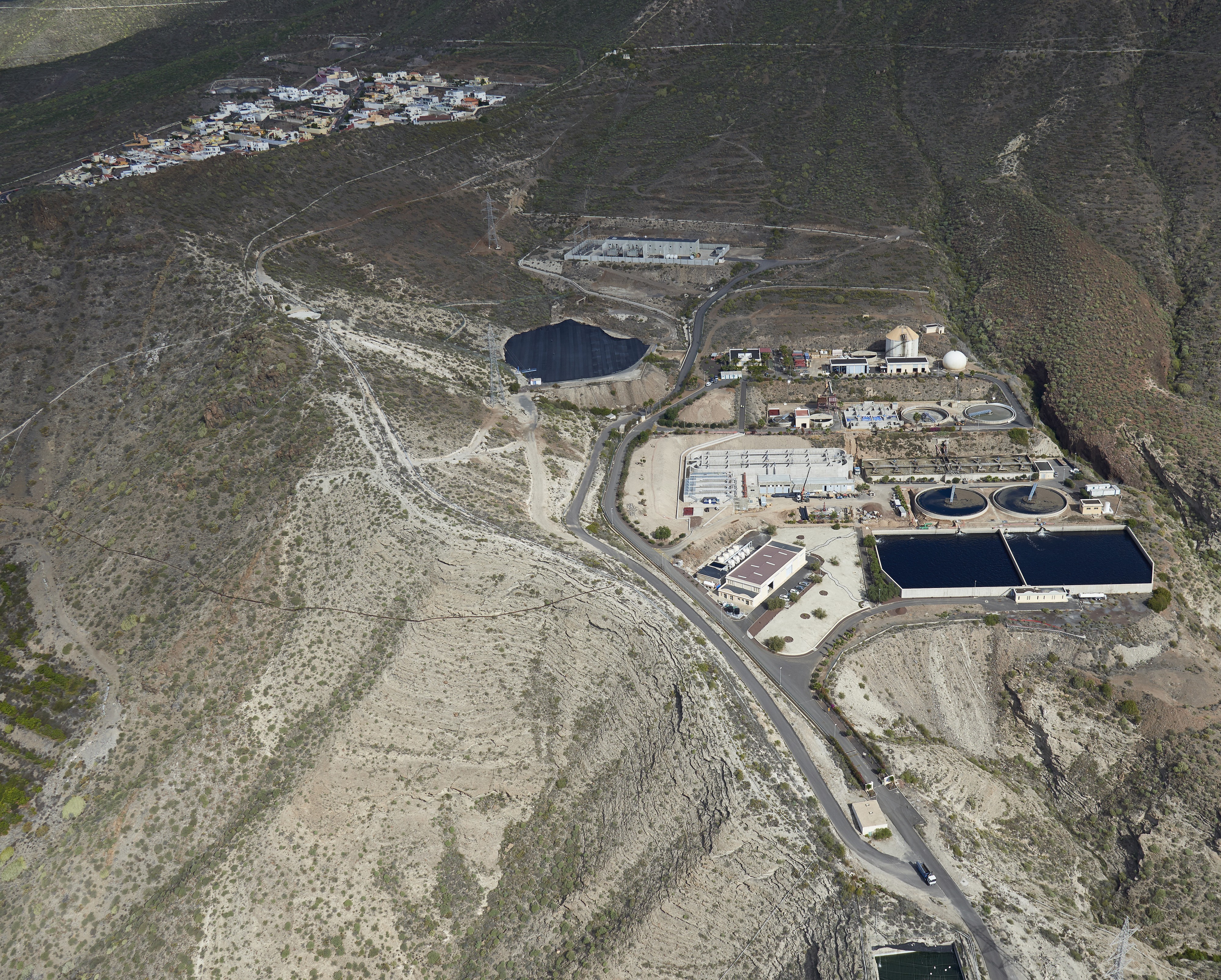 A0473 Tenerife, water treatment aerial view