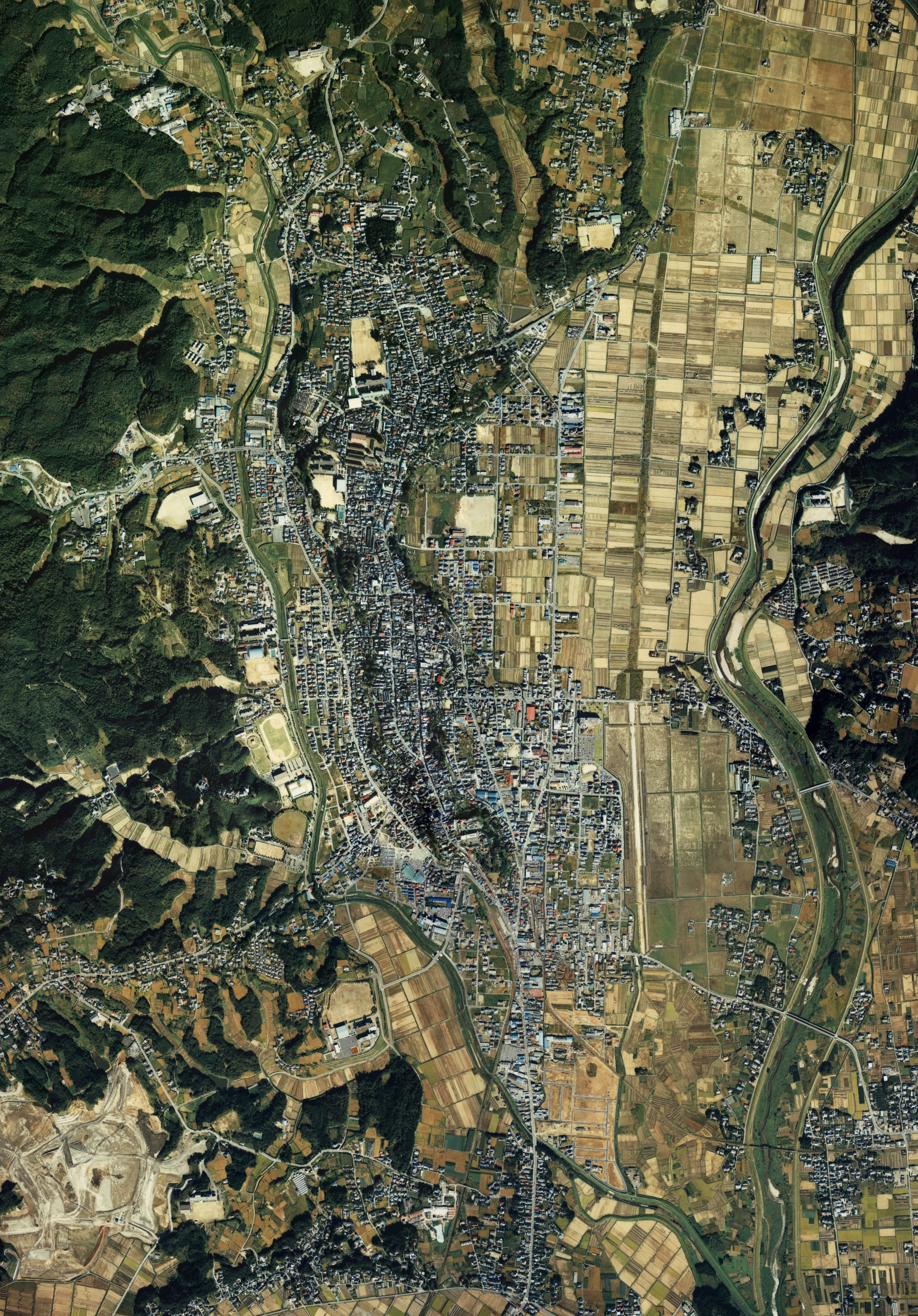 Hitachiota city center area Aerial photograph.1986