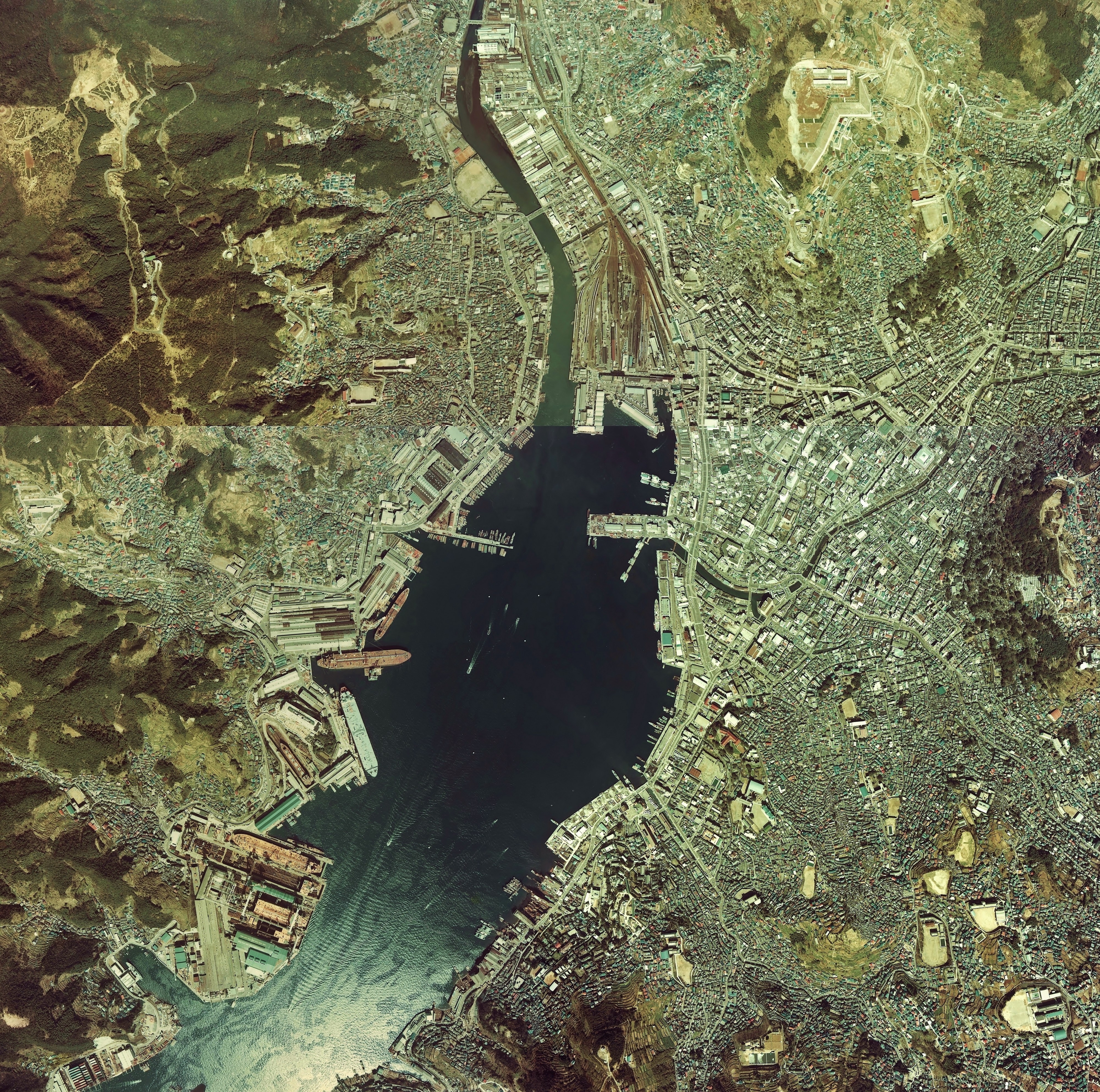 Port of Nagasaki Aerial photograph.1974