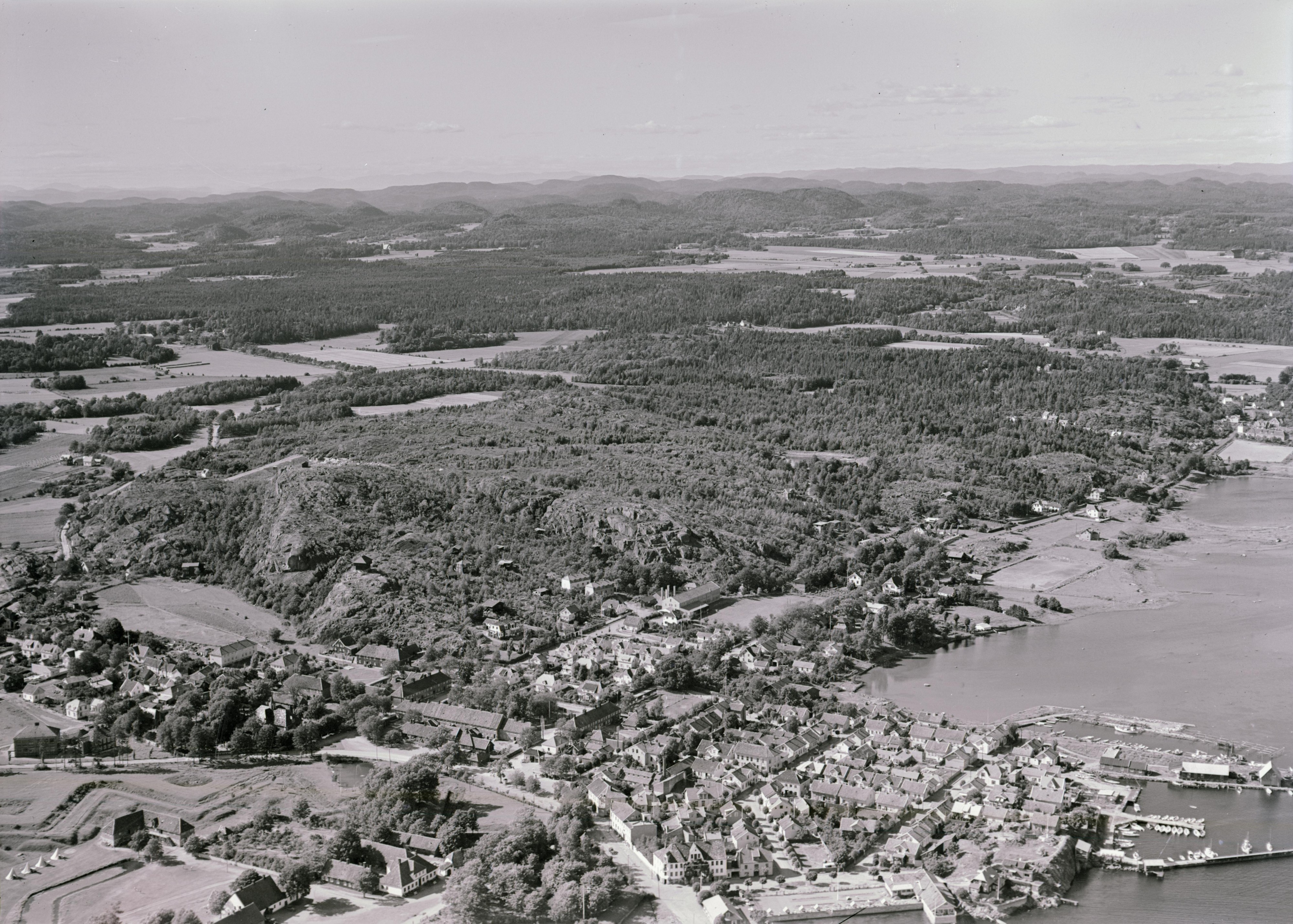 Stavern med omland (14393546137)