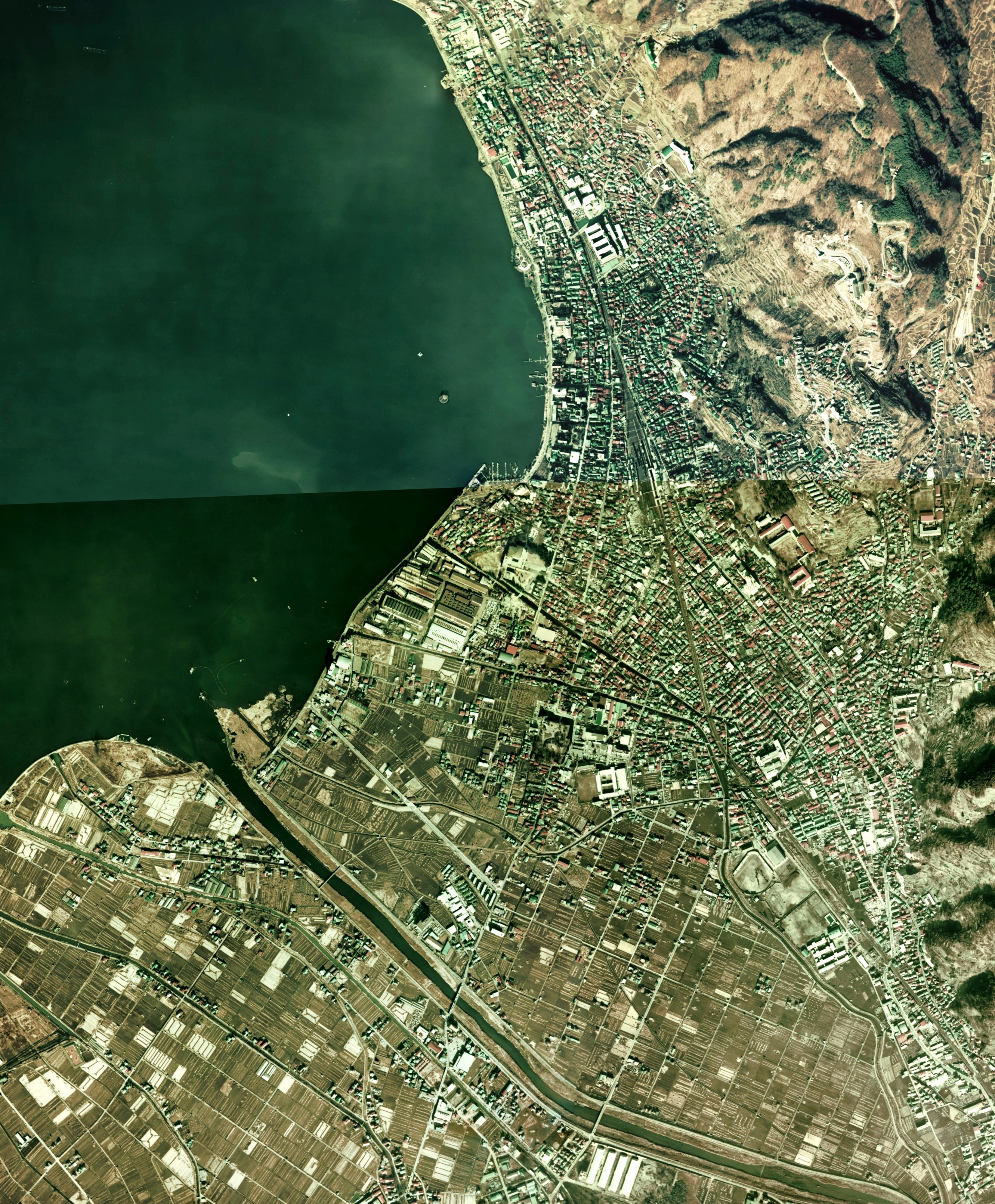 Suwa city center area Aerial photograph.1975