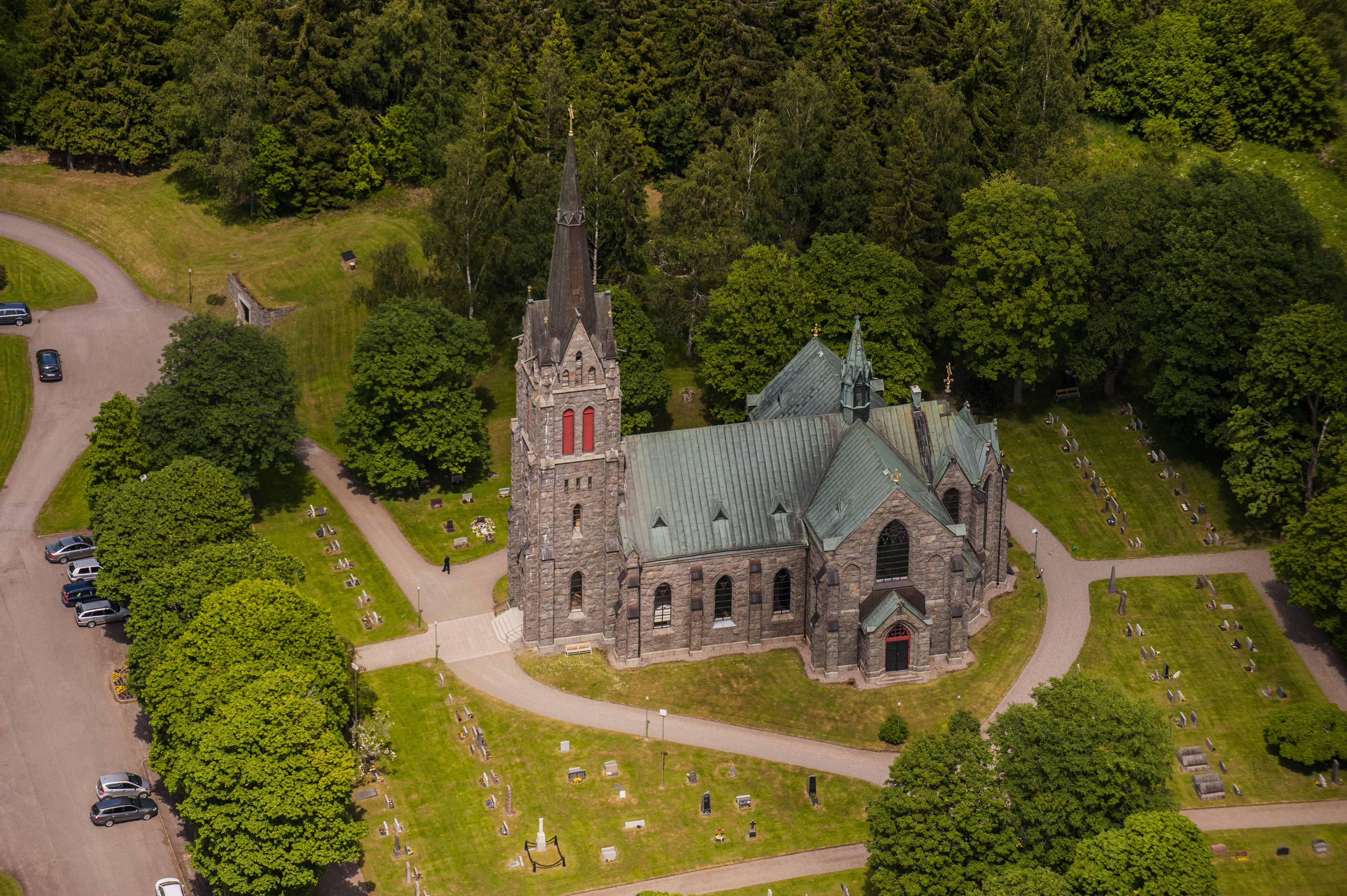 Vallsjö kyrka från luften