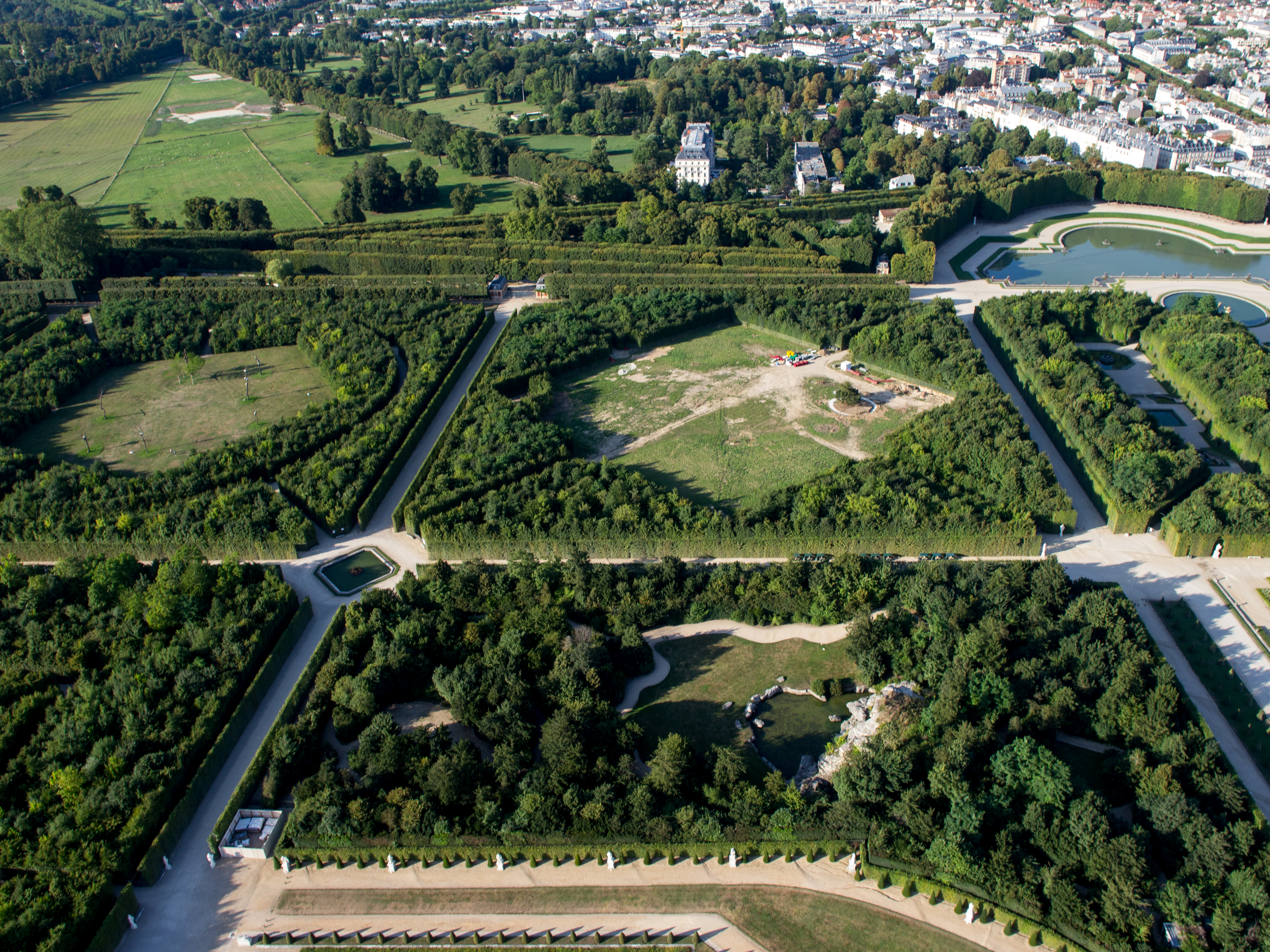 Vue aérienne du domaine de Versailles par ToucanWings - Creative Commons By Sa 3.0 - 075