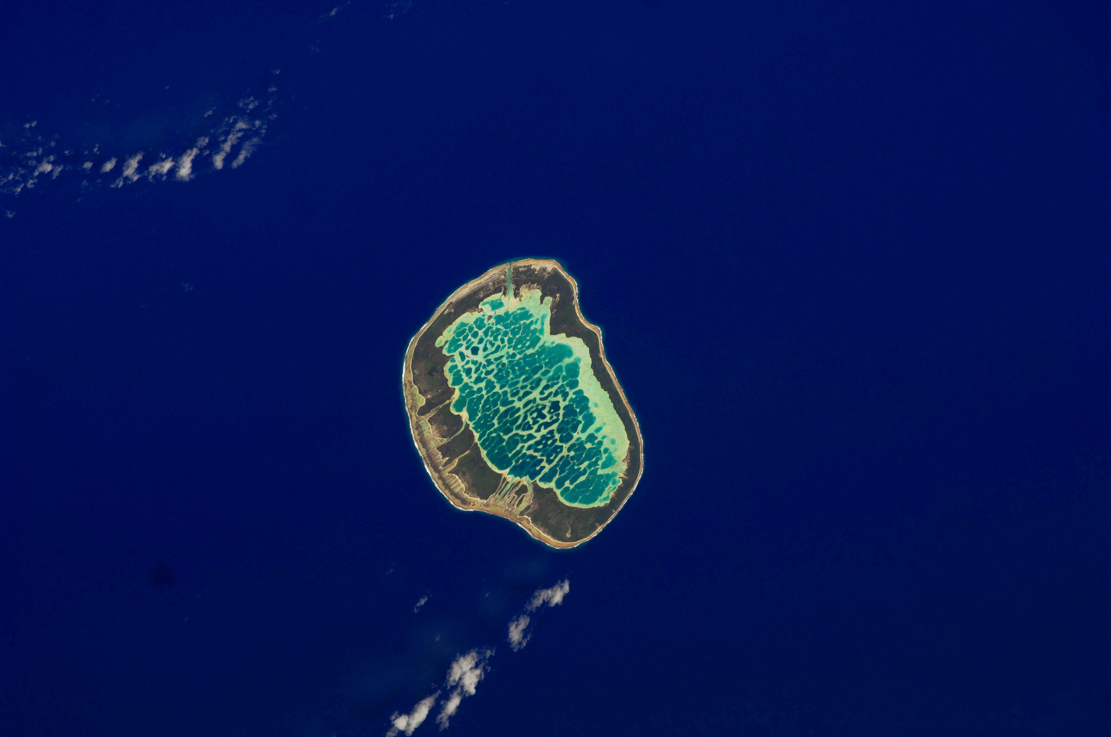 Mataiva Atoll, Tuamotu Archipelago, South Pacific Ocean