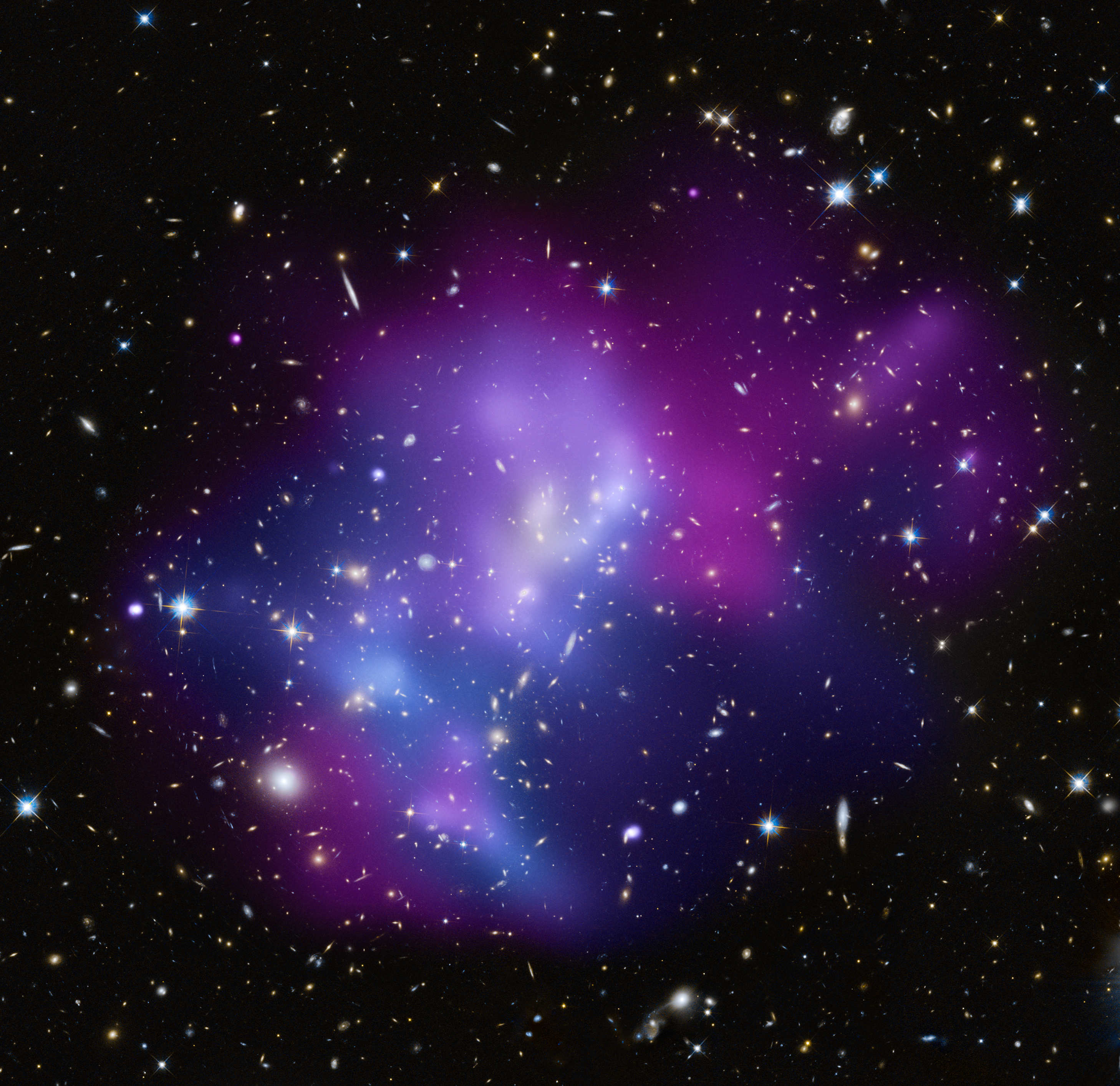 Cosmic Heavyweights in Free-For-All- One of the most complex galaxy clusters, located about 5.4 billion light years from Earth.