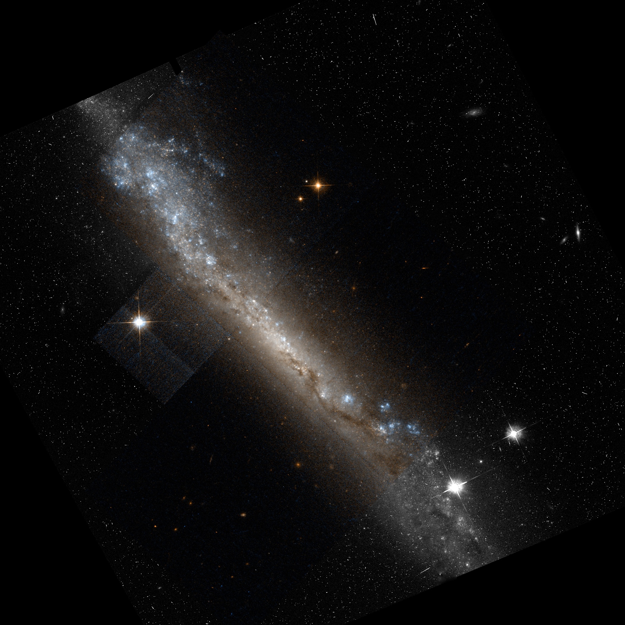 Ngc3432-hst-625-R814GB450