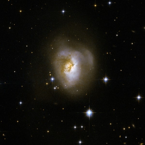 Hubble Interacting Galaxy MCG11-002 (2008-04-24)