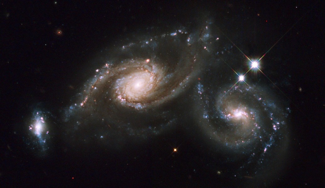 NGC 5679 Arp 274HST