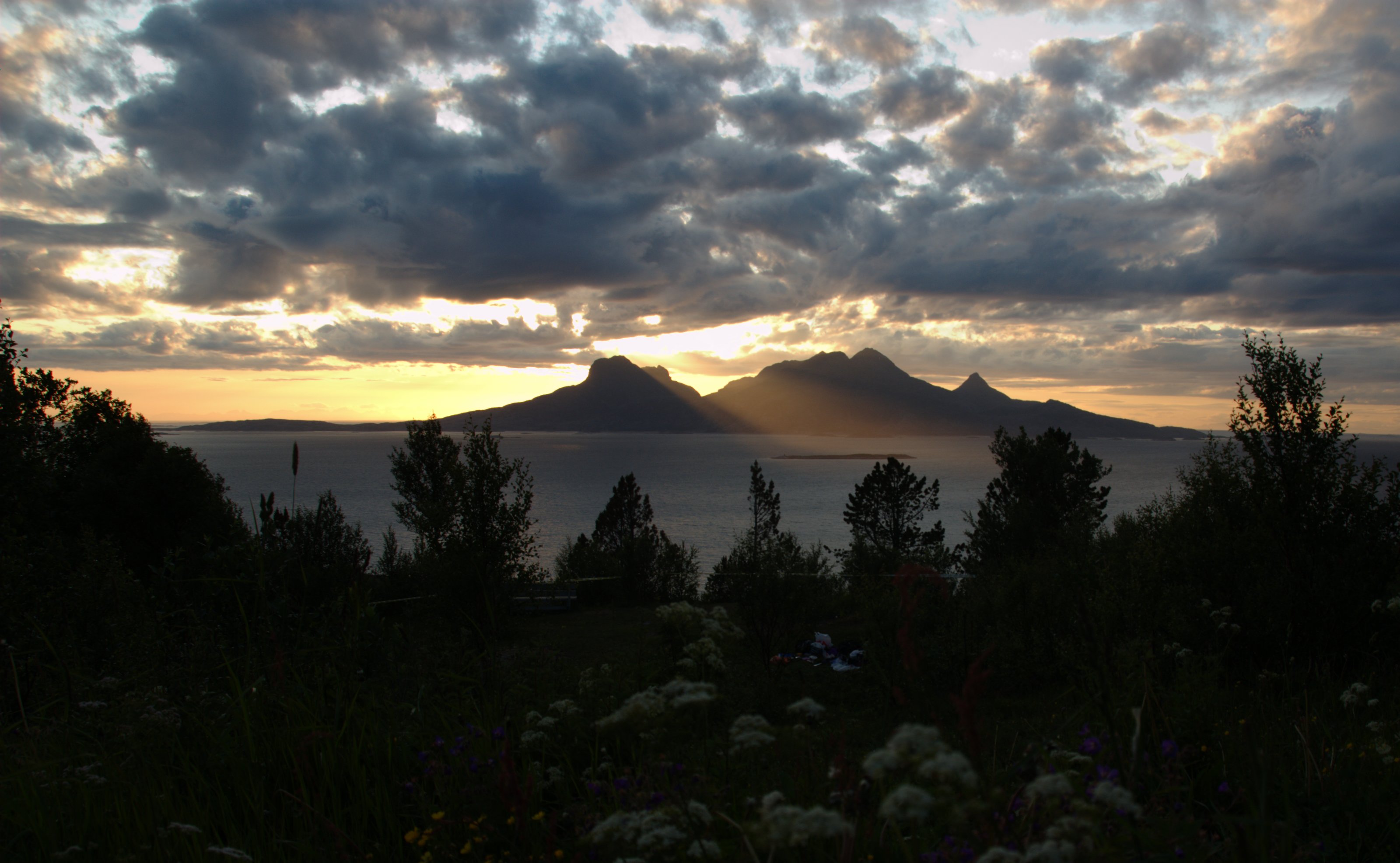 Landegode midnattsol