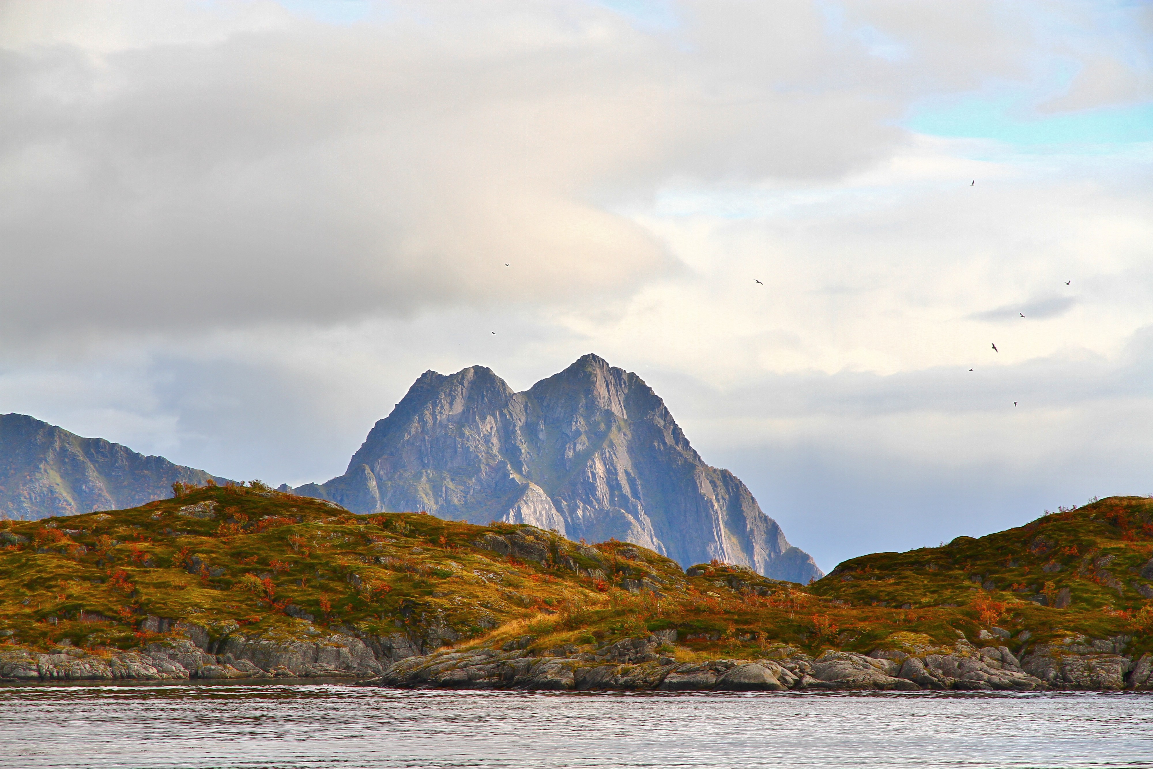Nonstinden & Risen, 2010 September