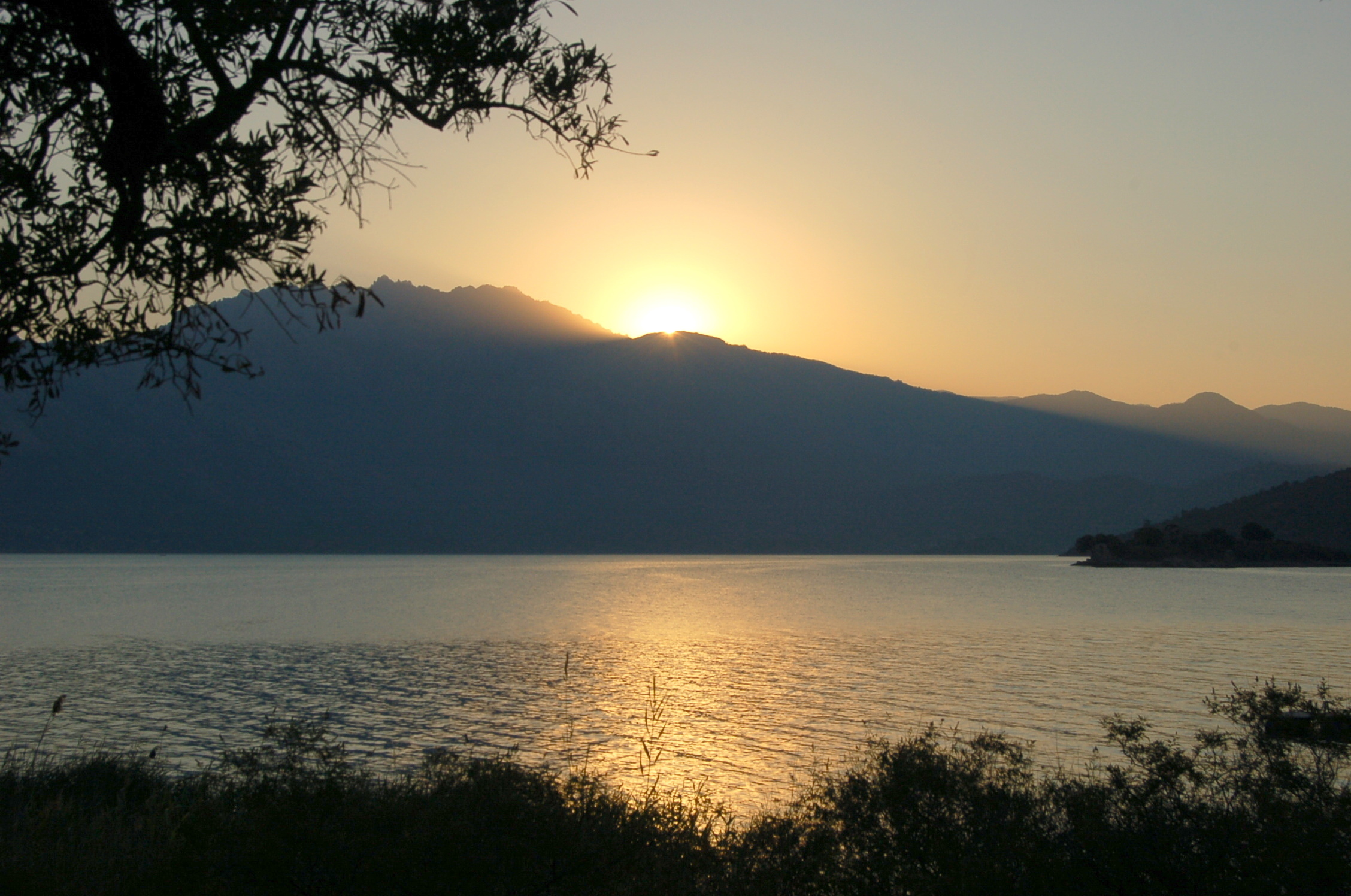 Bafa lake sunrise