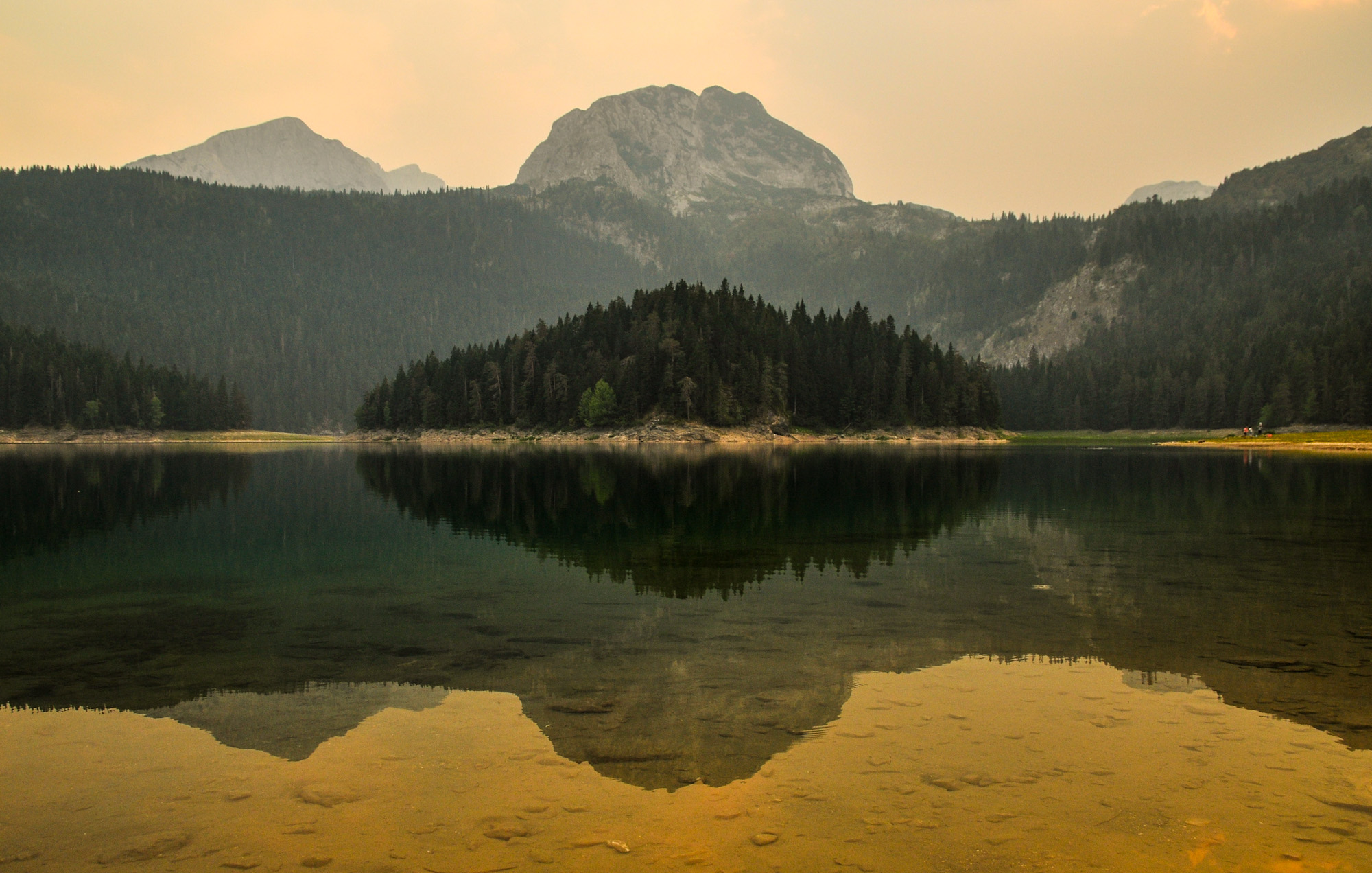 Crno jezero