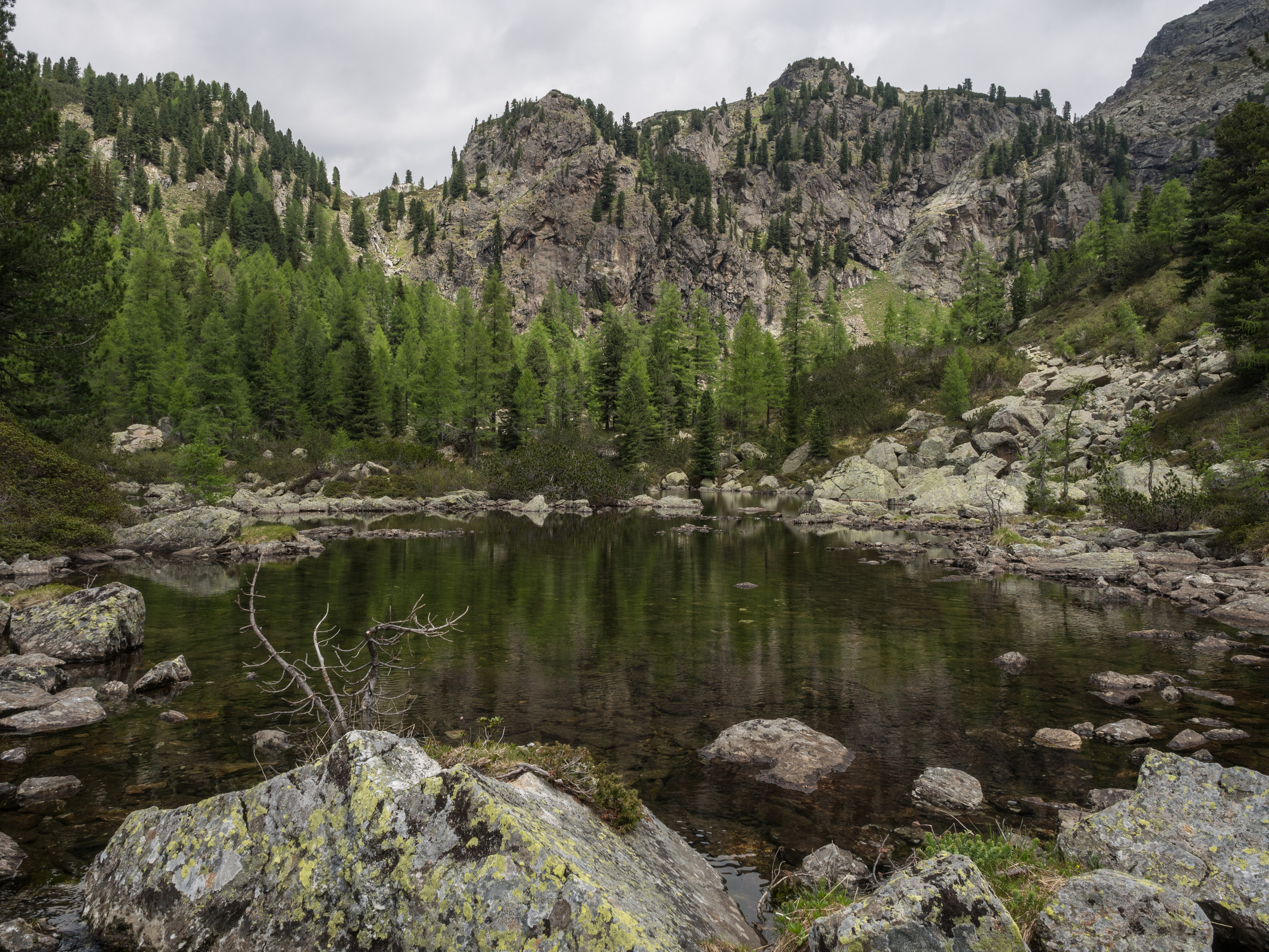 Lago della Val d'Inferno