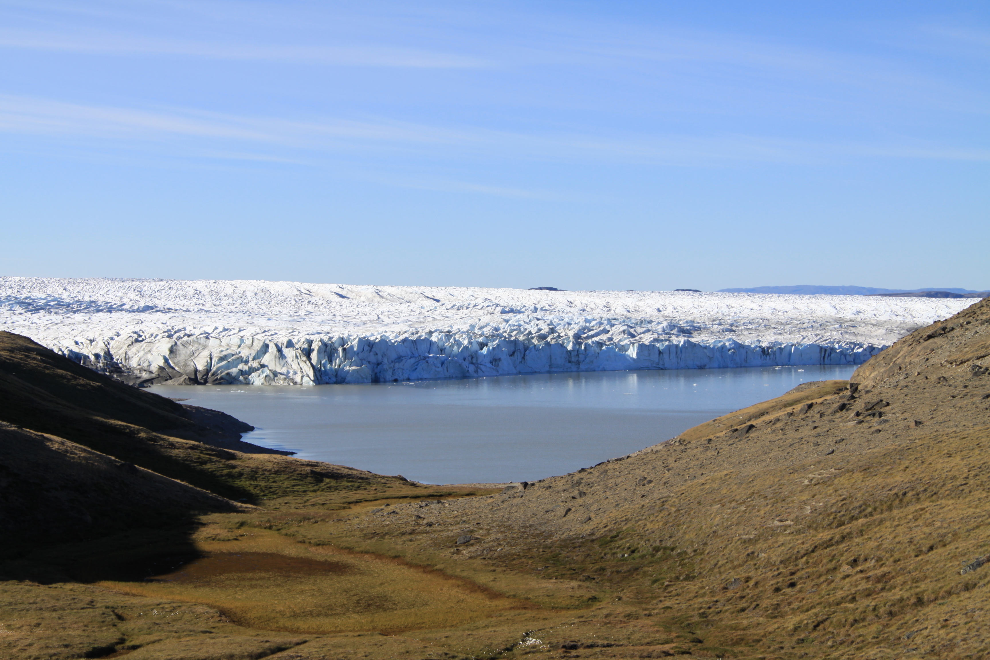 Lake in Isunngua area (1)