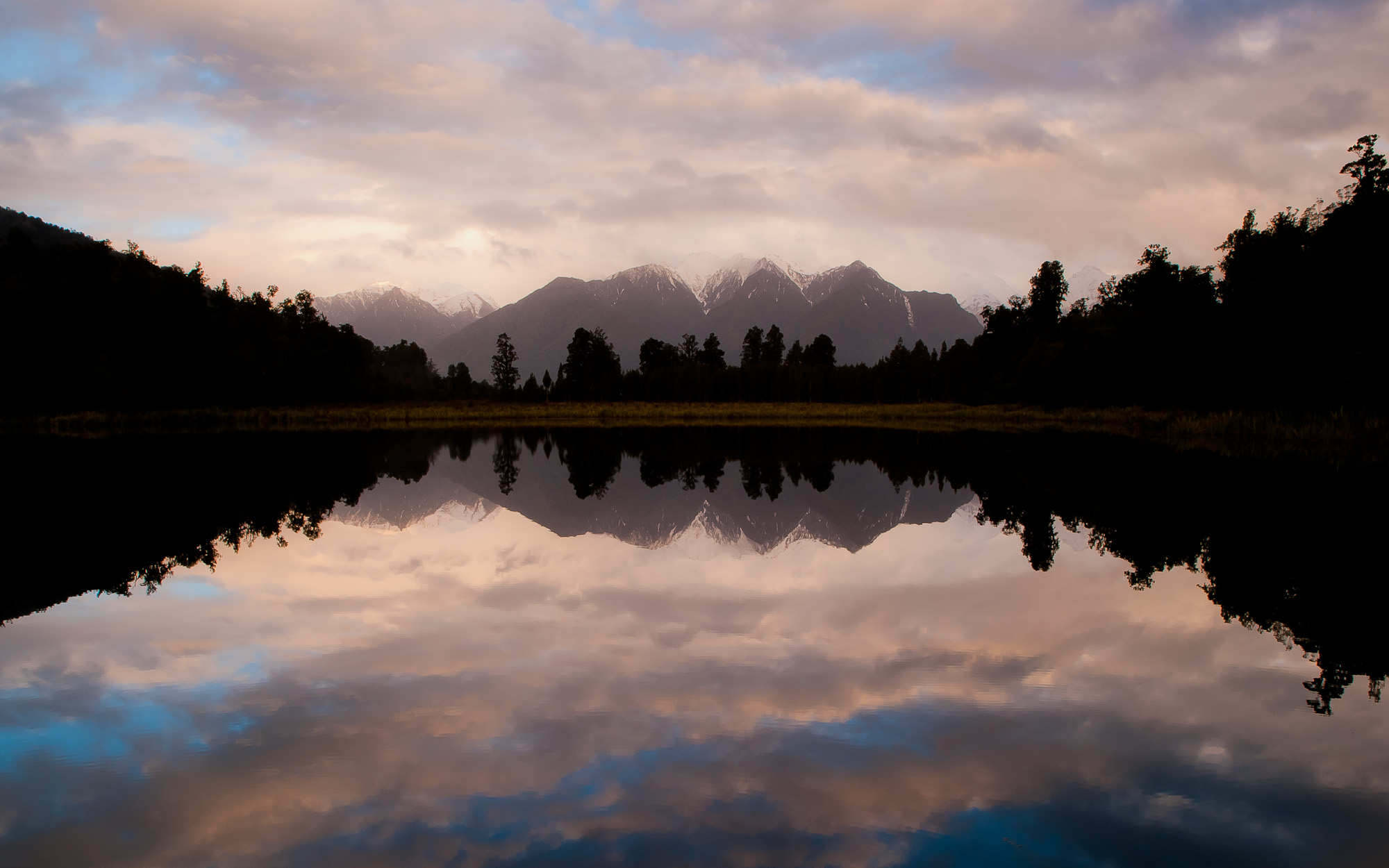 Lake Matheson (New Zealand) just after the sunset