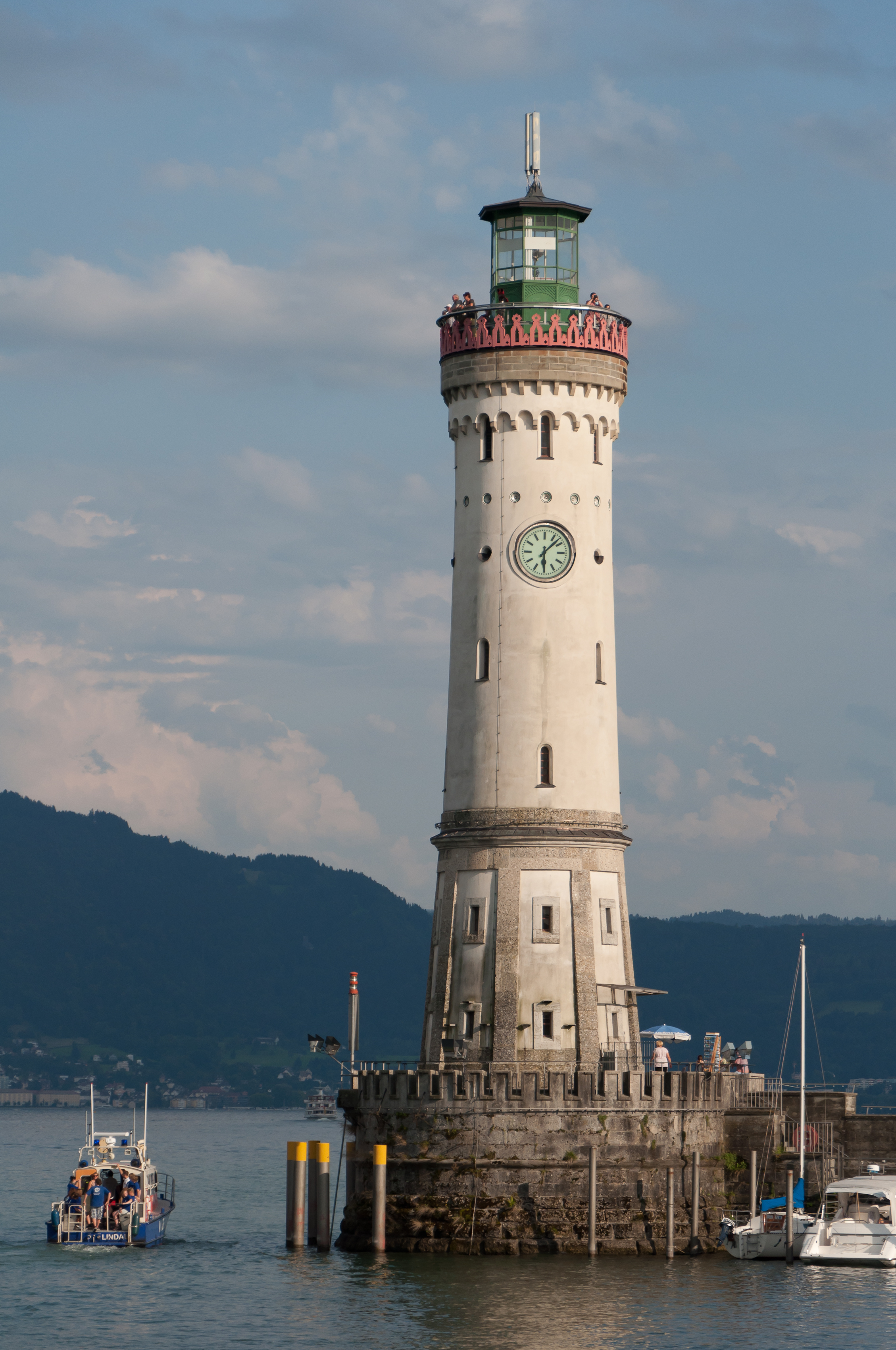 New Lighthouse Lindau Harbor Lake Constance 01